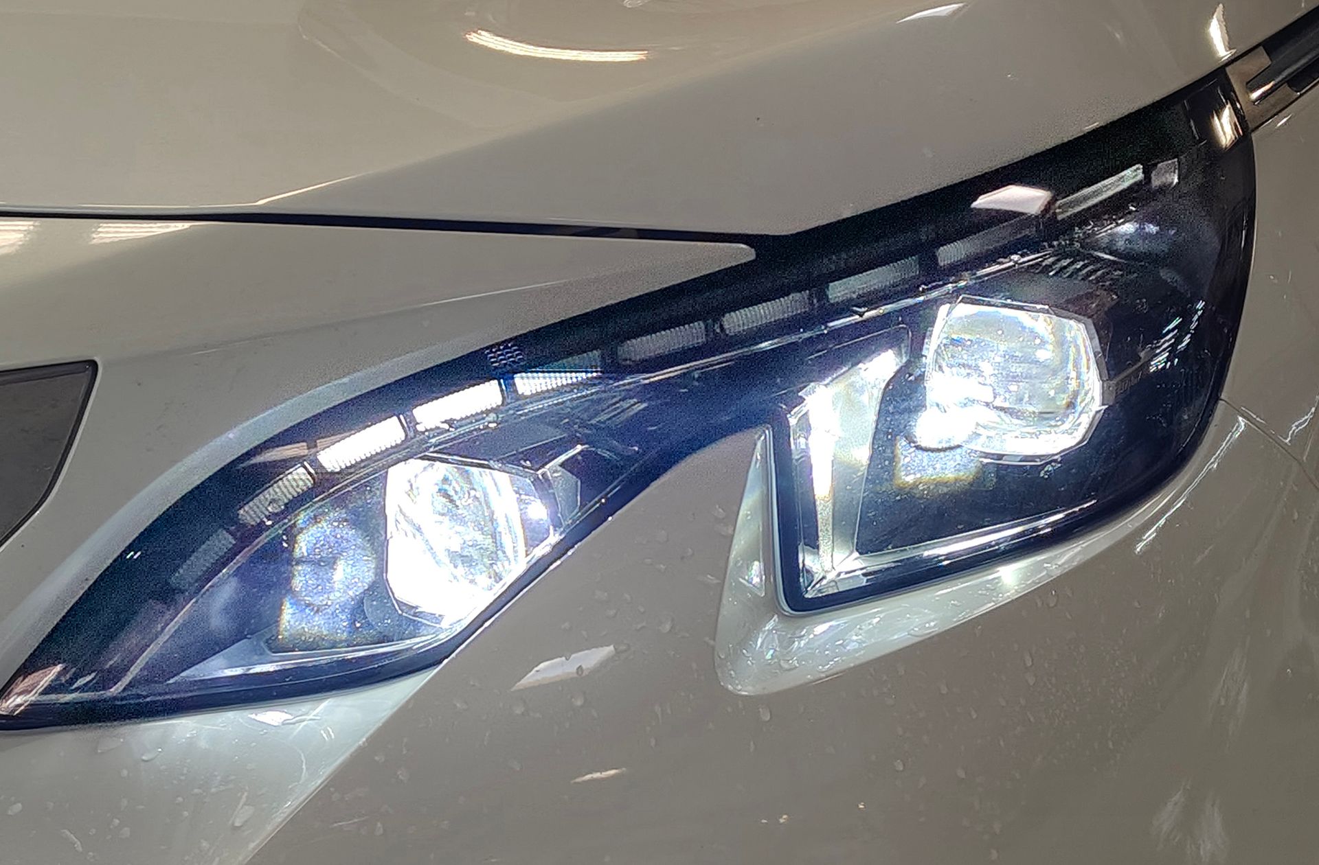 Peugeot 3008 PureTech 130 GT Line EAT8 - foto 13