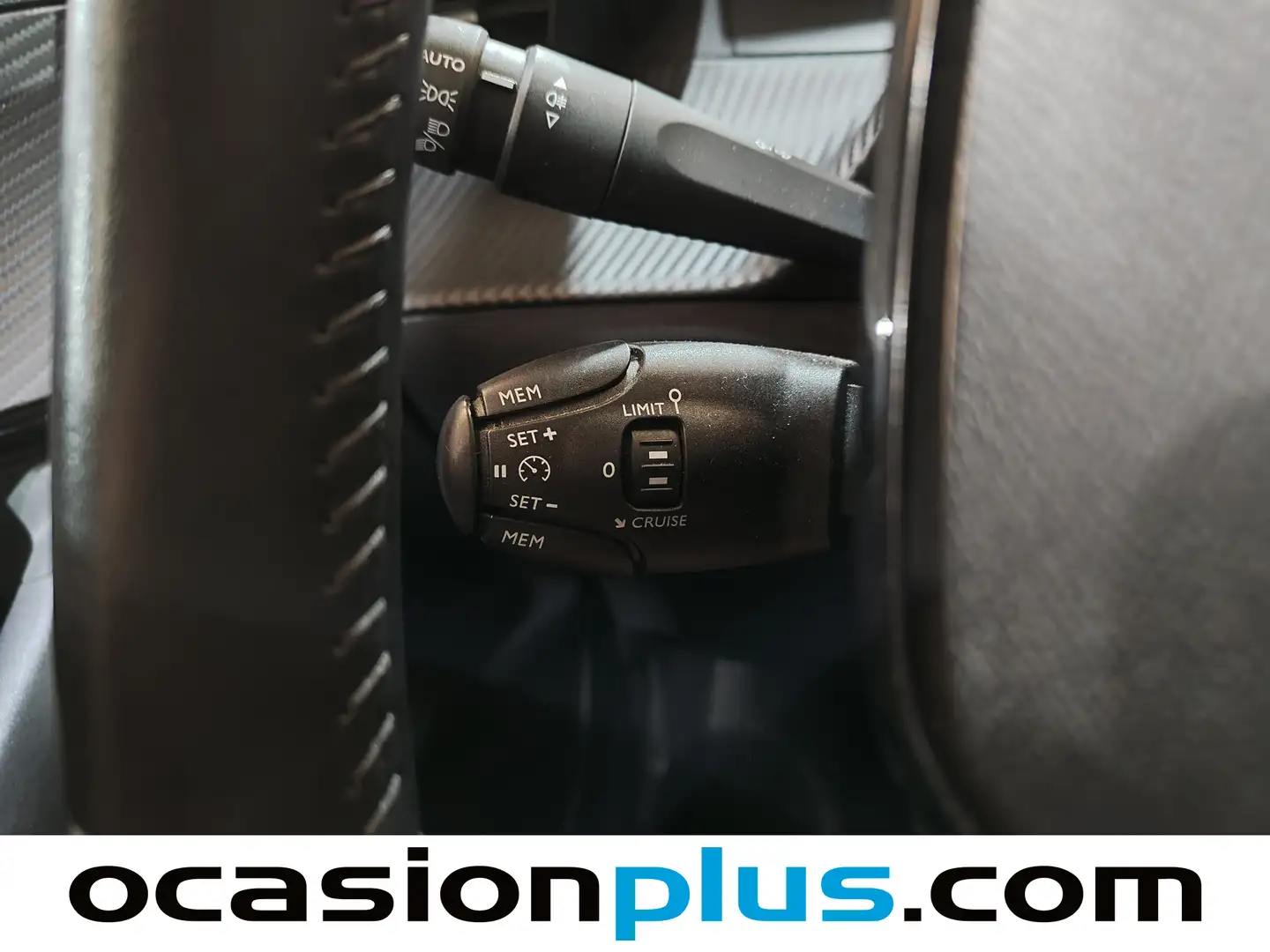 Foto Peugeot 2008 Peugeot 2008 PureTech 100 S&S Allure (100 CV)