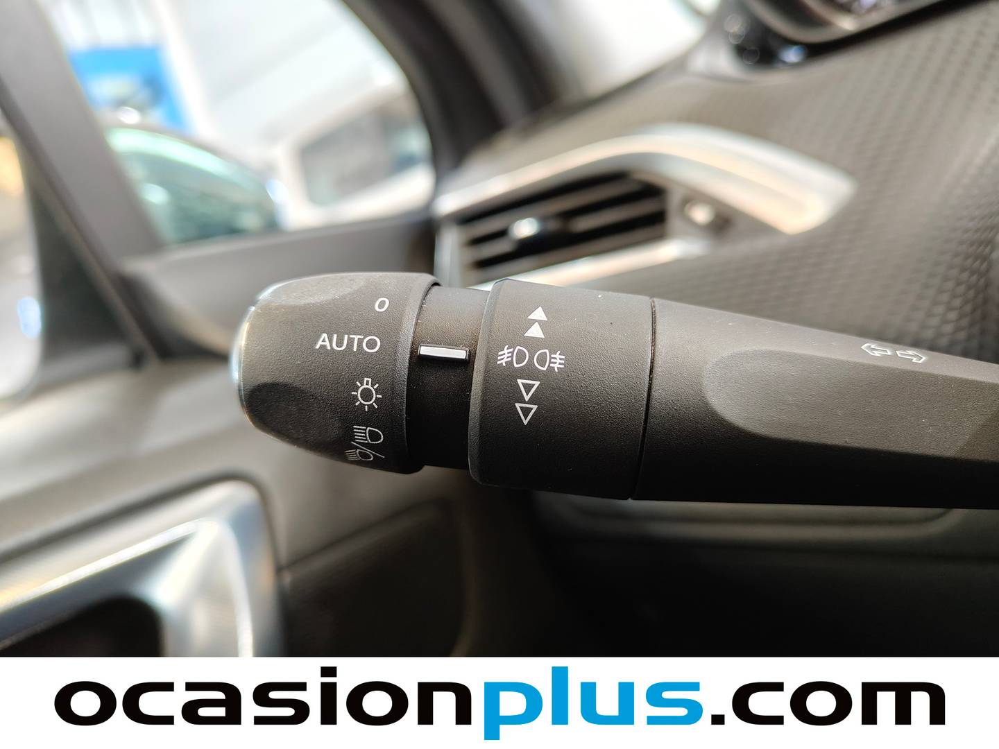 Peugeot 2008 Peugeot 2008 PureTech 110 S&S Allure (110 CV) de segunda mano