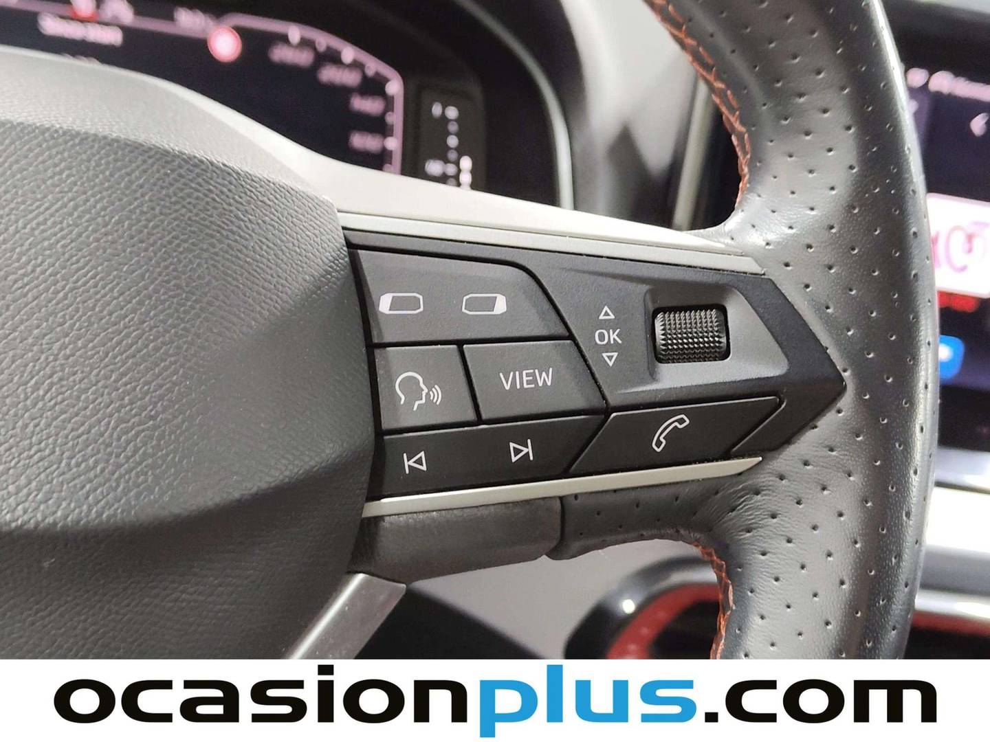 Foto Seat Arona SEAT Arona 1.5 TSI S&S FR XL DSG (150 CV)