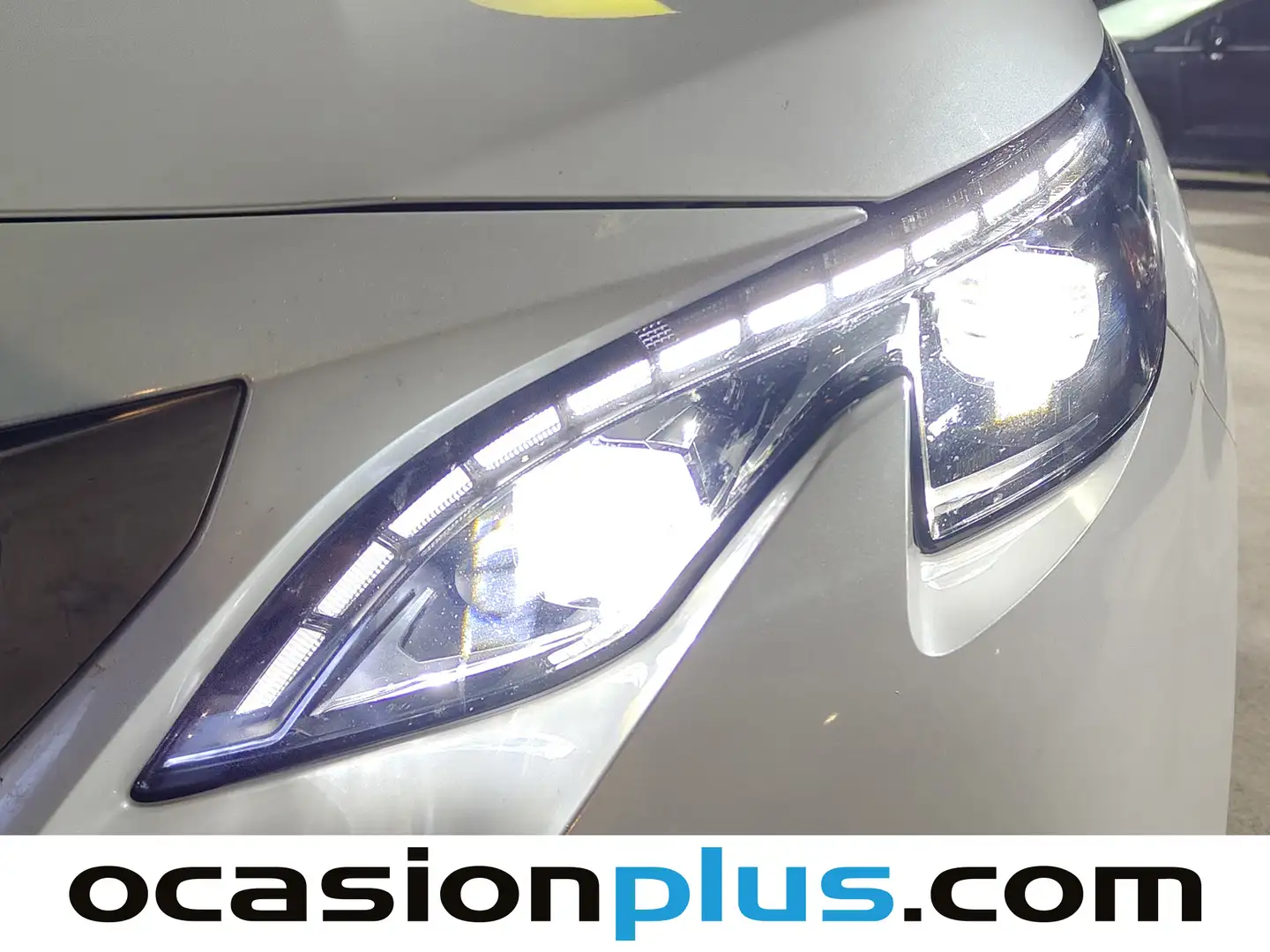 Foto Peugeot 3008 Peugeot 3008 BlueHDI 130 S&S GT Line EAT8 (130 CV)