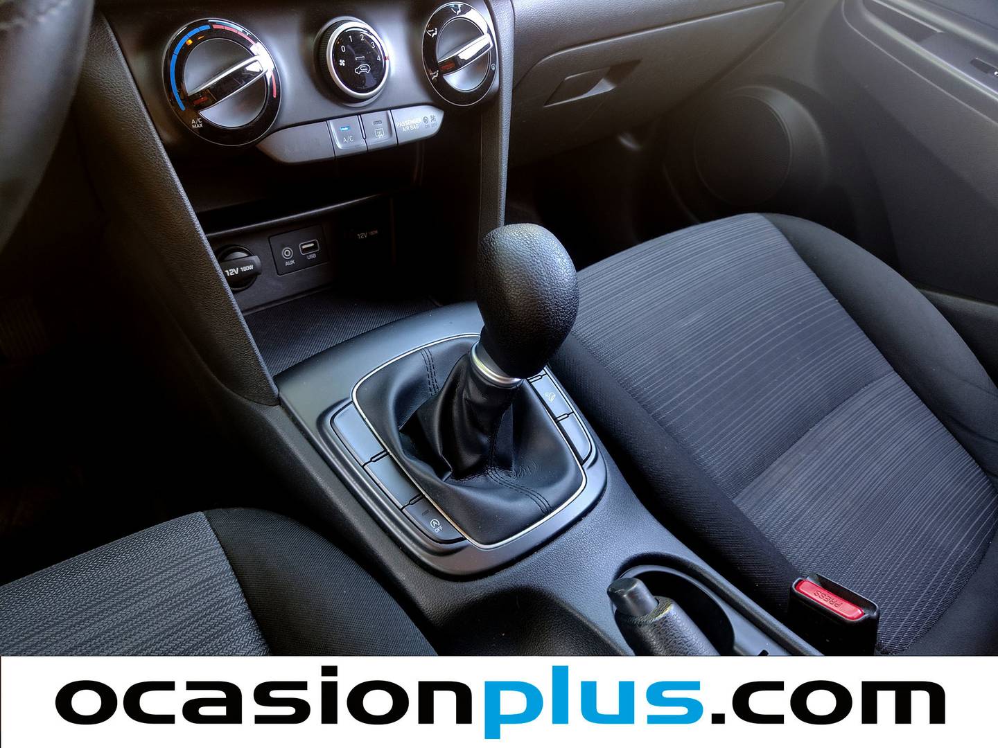 Hyundai Kona Hyundai Kona 1.0 TGDi Essence 4x2 (120 CV) de segunda mano