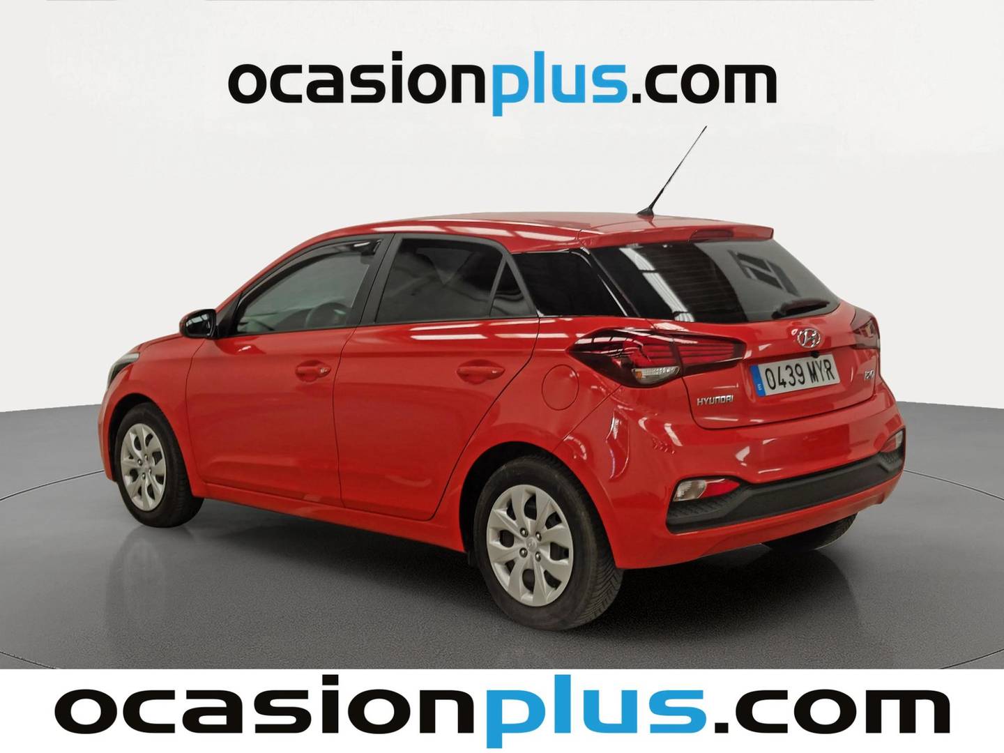 Foto trasera Hyundai i20 Hyundai i20 1.2 MPI Essence (75 CV) izquierda