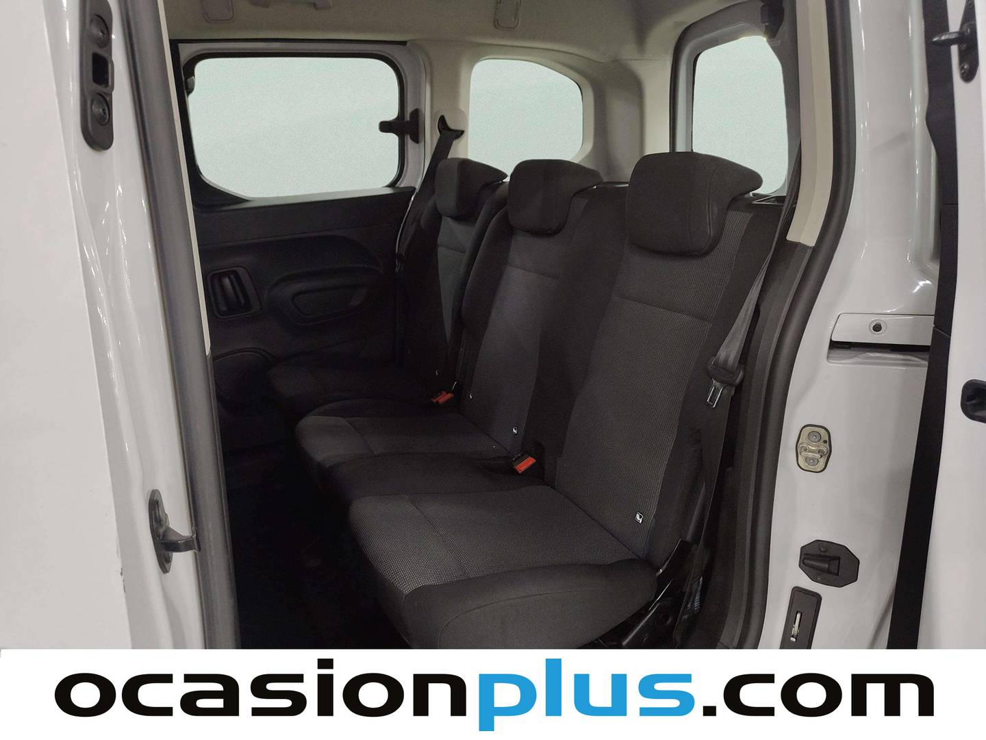 Foto asientos traseros Peugeot Rifter Peugeot Rifter BlueHDi 100 Active Pack Standard (100 CV)