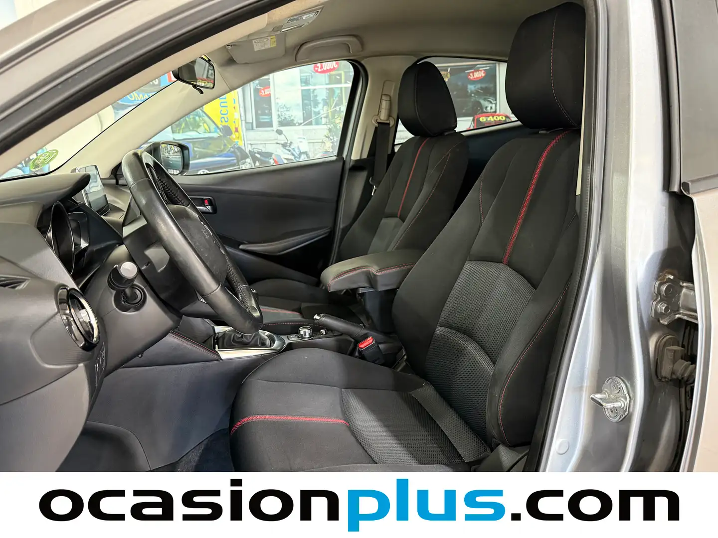 Foto Mazda Mazda2 Mazda Mazda 2 1.5 GE Luxury + Safety (90 CV)