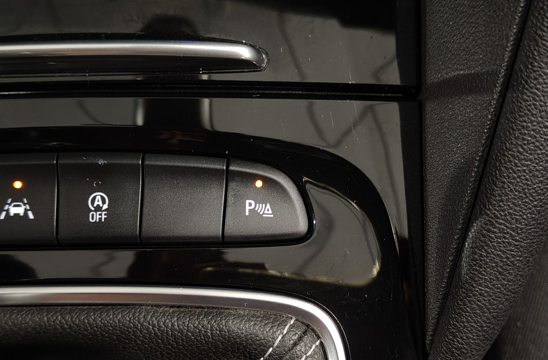 Opel Insignia GS 1.6 CDTI Turbo D 120 Aniversario - foto 9