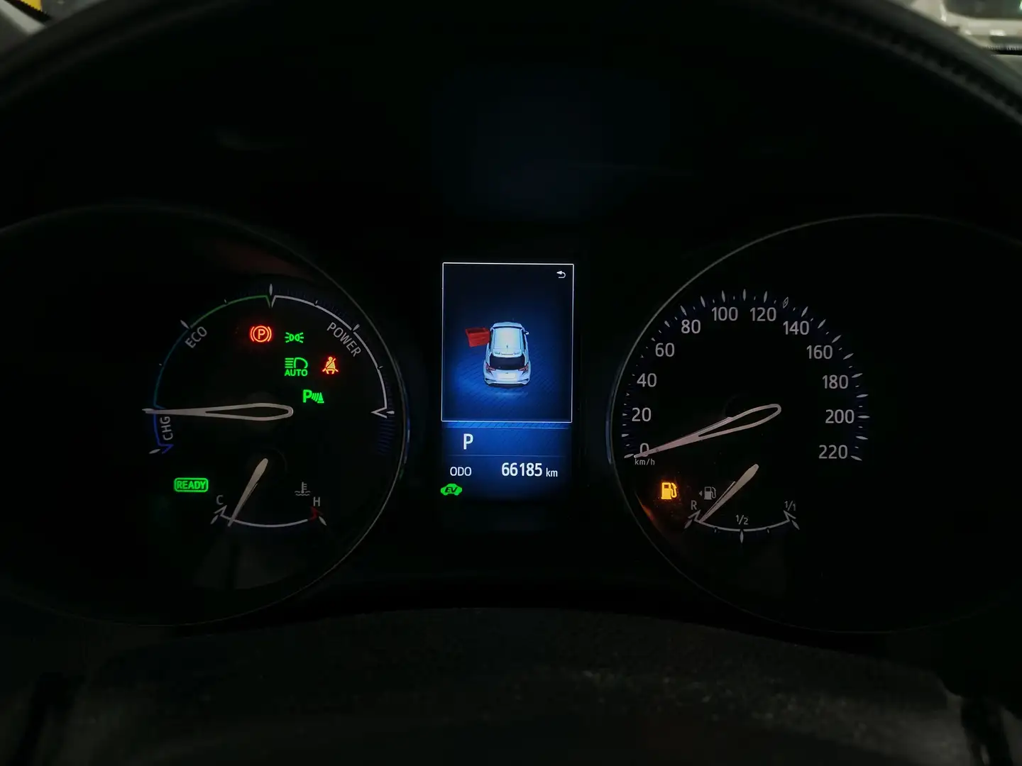 Foto Toyota C-HR Toyota C-HR 1.8 125H Advance (122 CV)