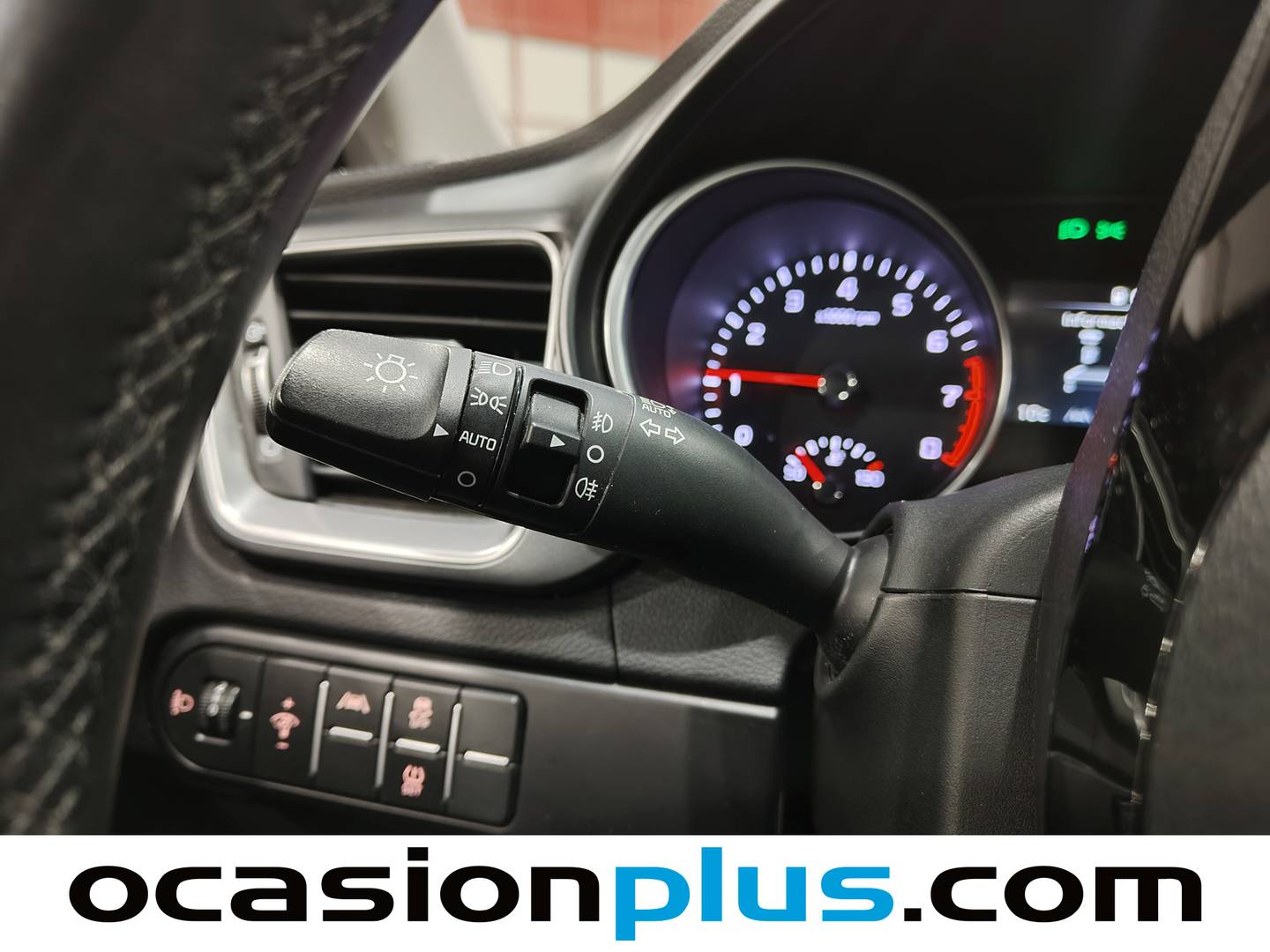 Foto KIA XCeed Kia XCeed 1.0 T-GDi Drive (120 CV)