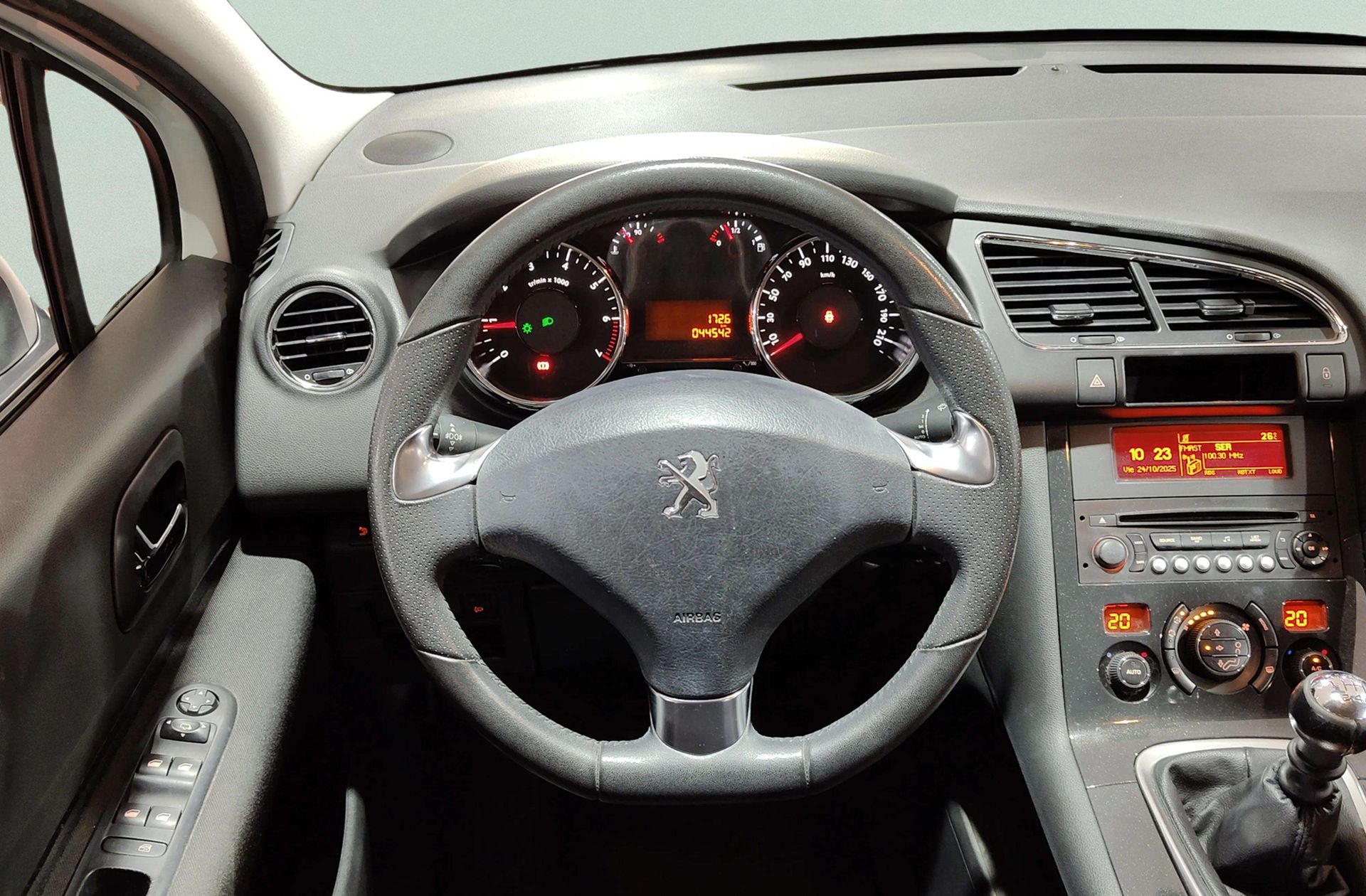 Peugeot 3008 1.2 PureTech Style - foto 18