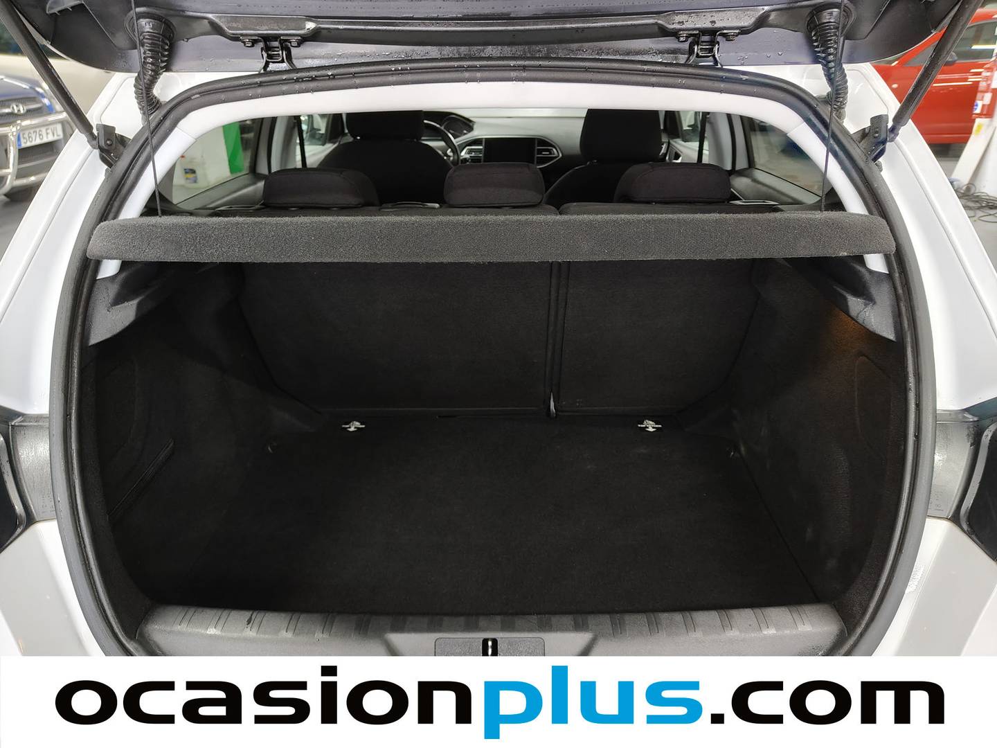 Foto Peugeot 308 Peugeot 308 BlueHDi 100 S&S Style (100 CV)