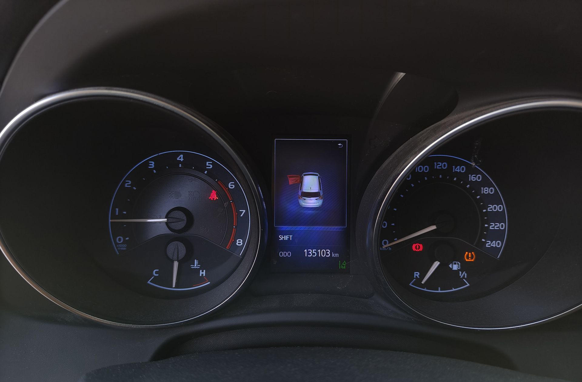 Toyota Auris 120T Active - foto 19