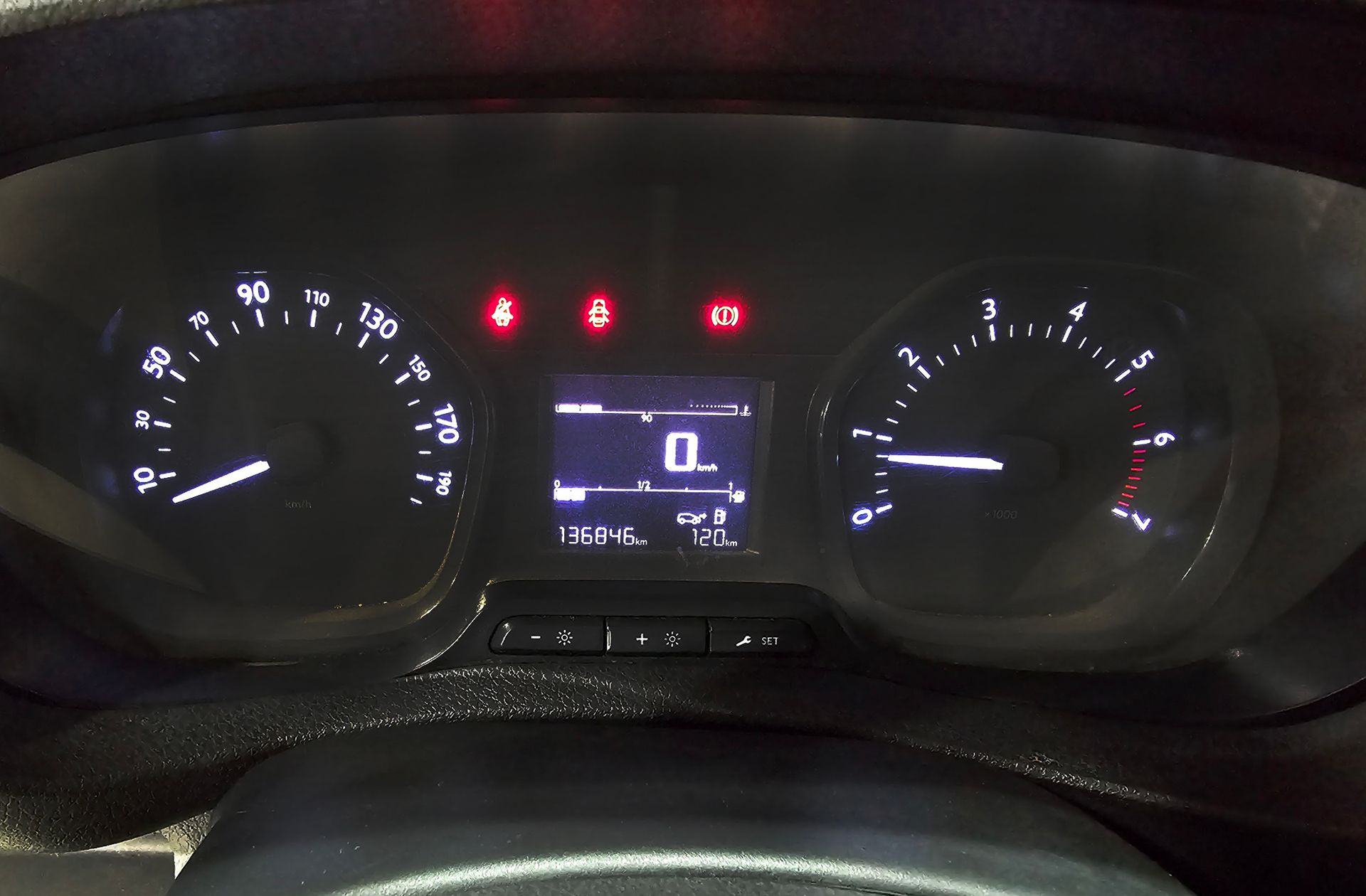 Citroën Jumpy Combi BlueHDi 120 Talla M Confort - foto 17