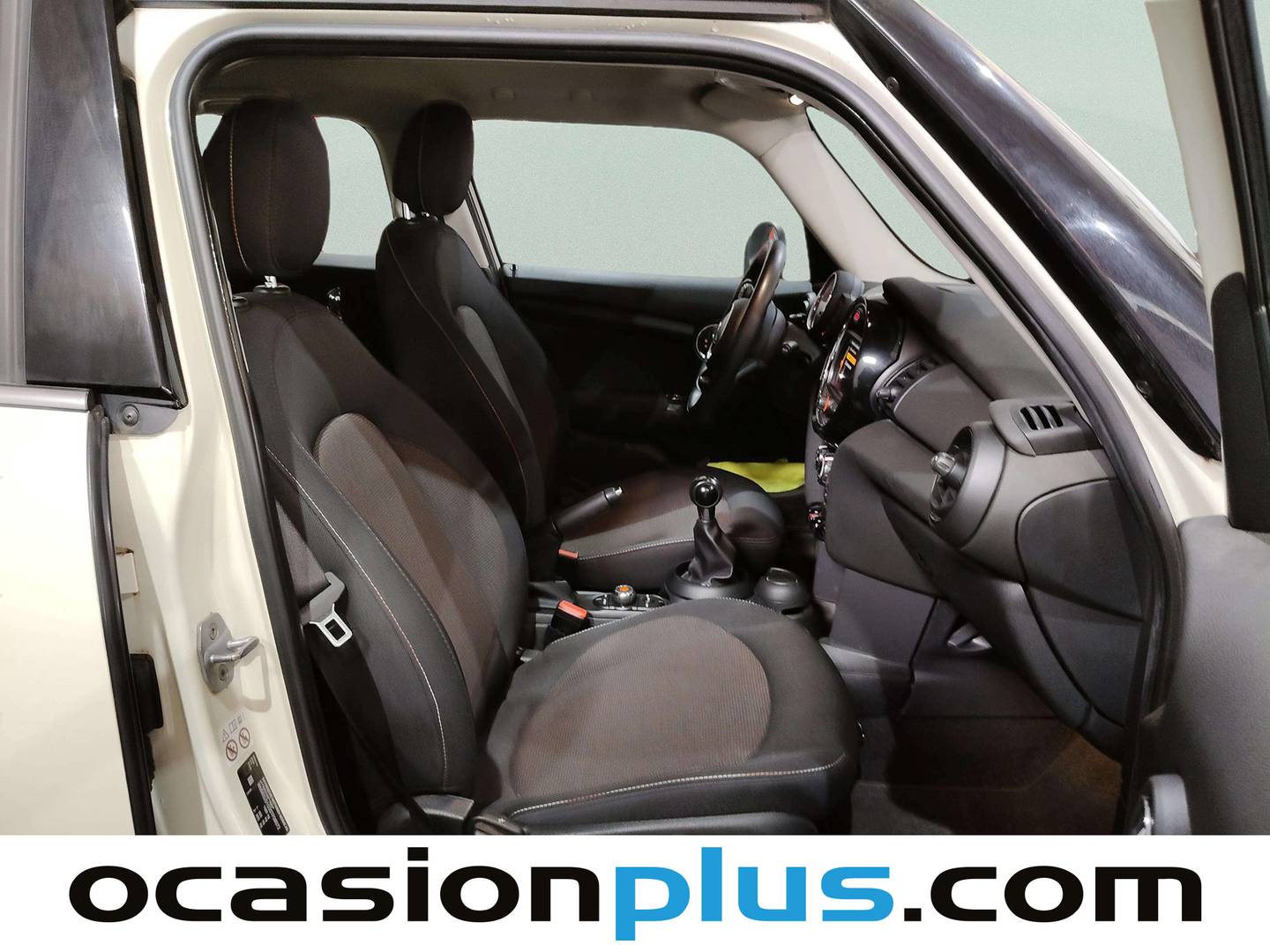 Foto Mini MINI MINI MINI 5 Puertas One (102 CV)