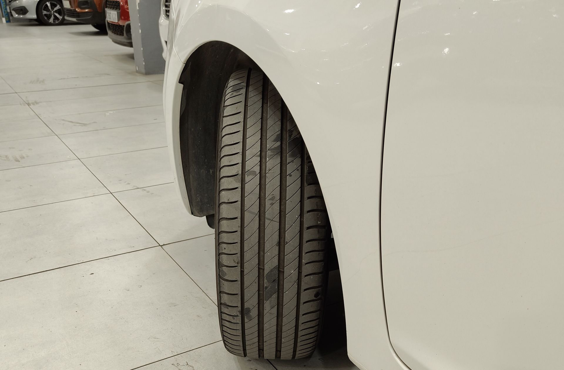Kia Carens 1.7 CRDi VGT Eco-Dynam x-Tech - foto 37