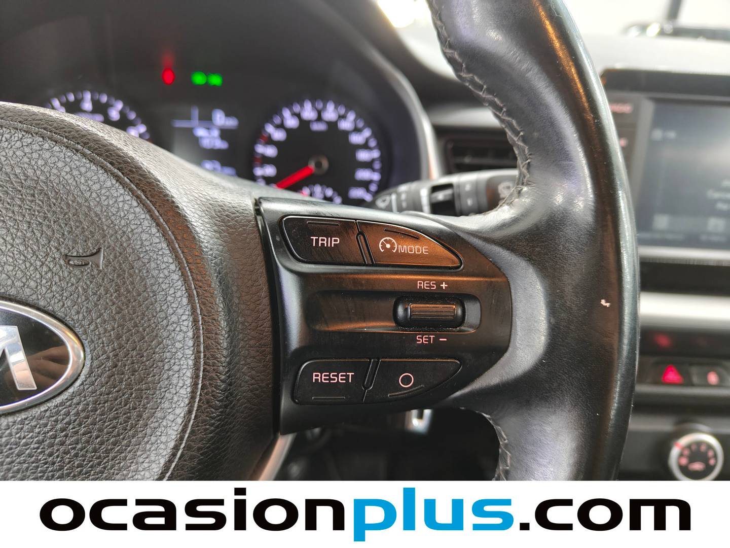 KIA Stonic KIA Stonic 1.2 CVVT Concept Eco-Dynamic (84 CV) de segunda mano