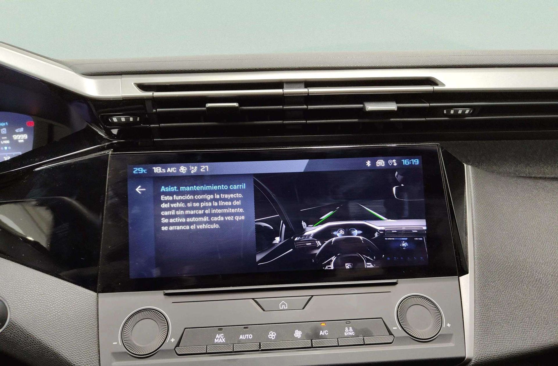 Peugeot 408 Allure Hybrid 145 eDCS6 - foto 33