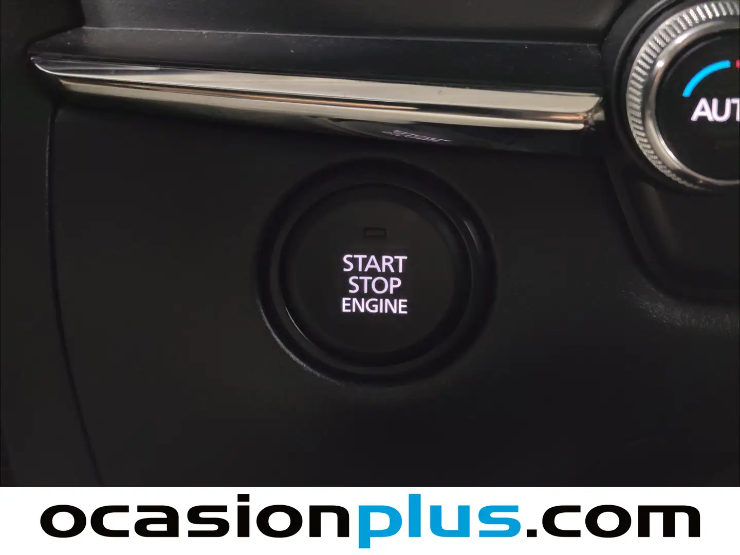 Foto Mazda CX-30 Mazda CX-30 2.0 Skyactiv-G Evolution 2WD AT (122 CV)