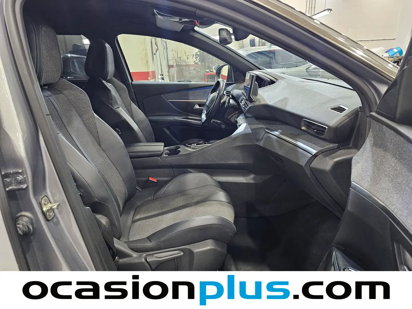 Foto Peugeot 5008 Peugeot 5008 PureTech 130 S&S Allure Pack EAT8 (130 CV) 7 PLAZAS