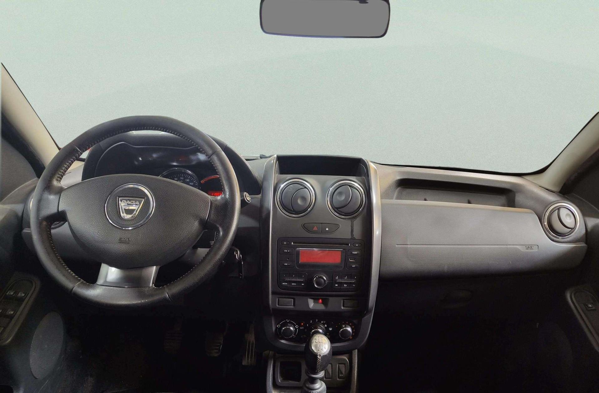 Dacia Duster Laureate dCi - foto 6