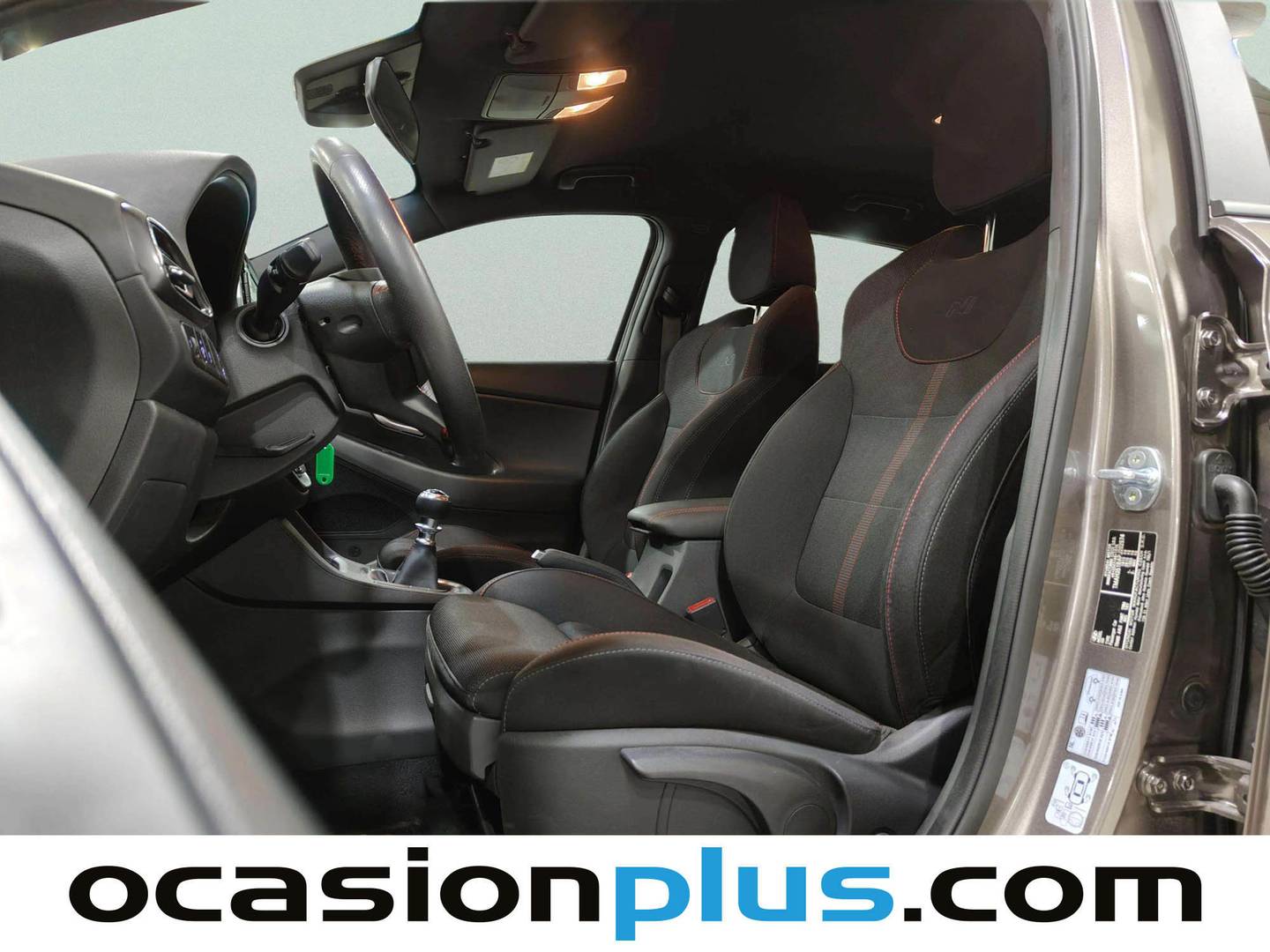 Foto asientos delanteros Hyundai i30 Hyundai i30 Fastback 1.0 TGDI N Line 30 Aniversario (120 CV)