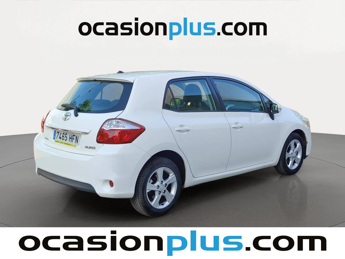 Foto trasera Toyota Auris Toyota Auris 1.4 D-4D DPF Active (90 CV) derecha