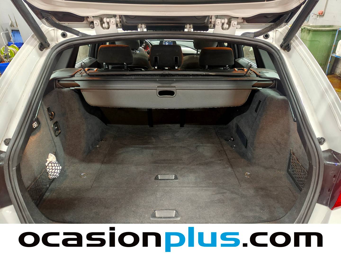 Fotos maletero BMW Serie 3 BMW Serie 3 320d xDrive Touring (184 CV) Pack M