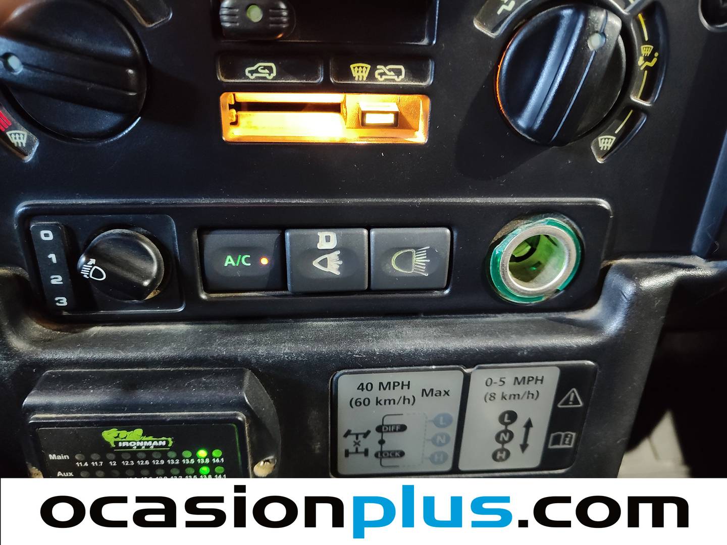 Extras del Land Rover Defender Land Rover Defender Comercial 90 SW E  (122 CV)