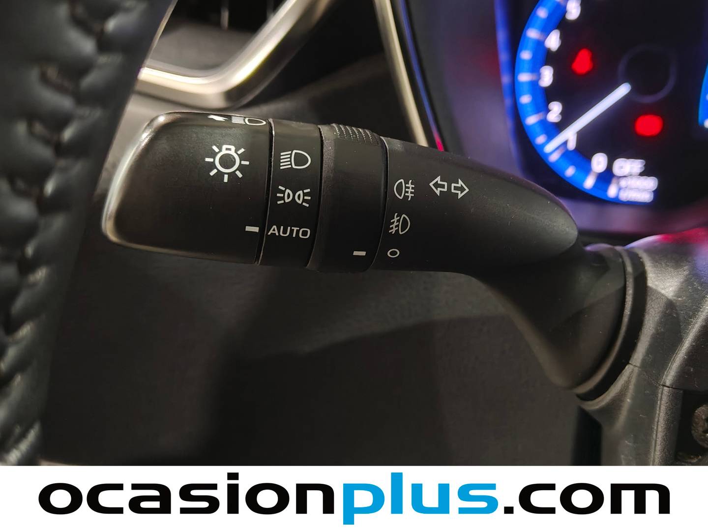 Toyota Corolla Toyota Corolla 1.8 125 Híbrido Active Tech E-CVT 90 kW (122 CV) de segunda mano