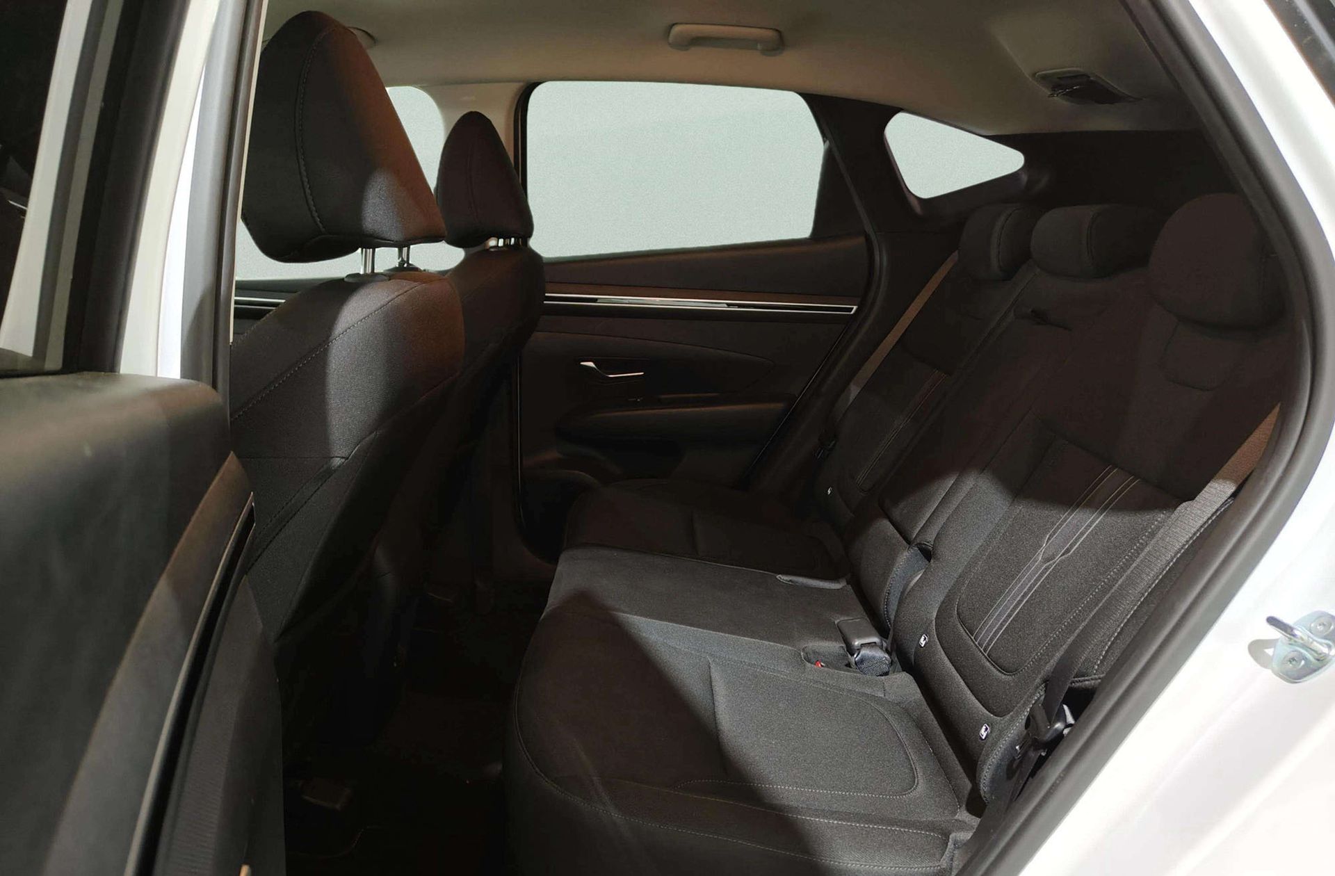 Hyundai Tucson 1.6 T-GDi HEV Maxx - foto 11