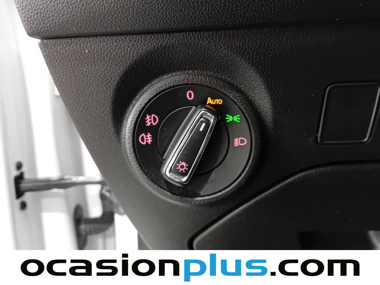 Acabados Seat León Seat León ST 1.8 TSI S&S X-perience 4Drive DSG (180 CV)