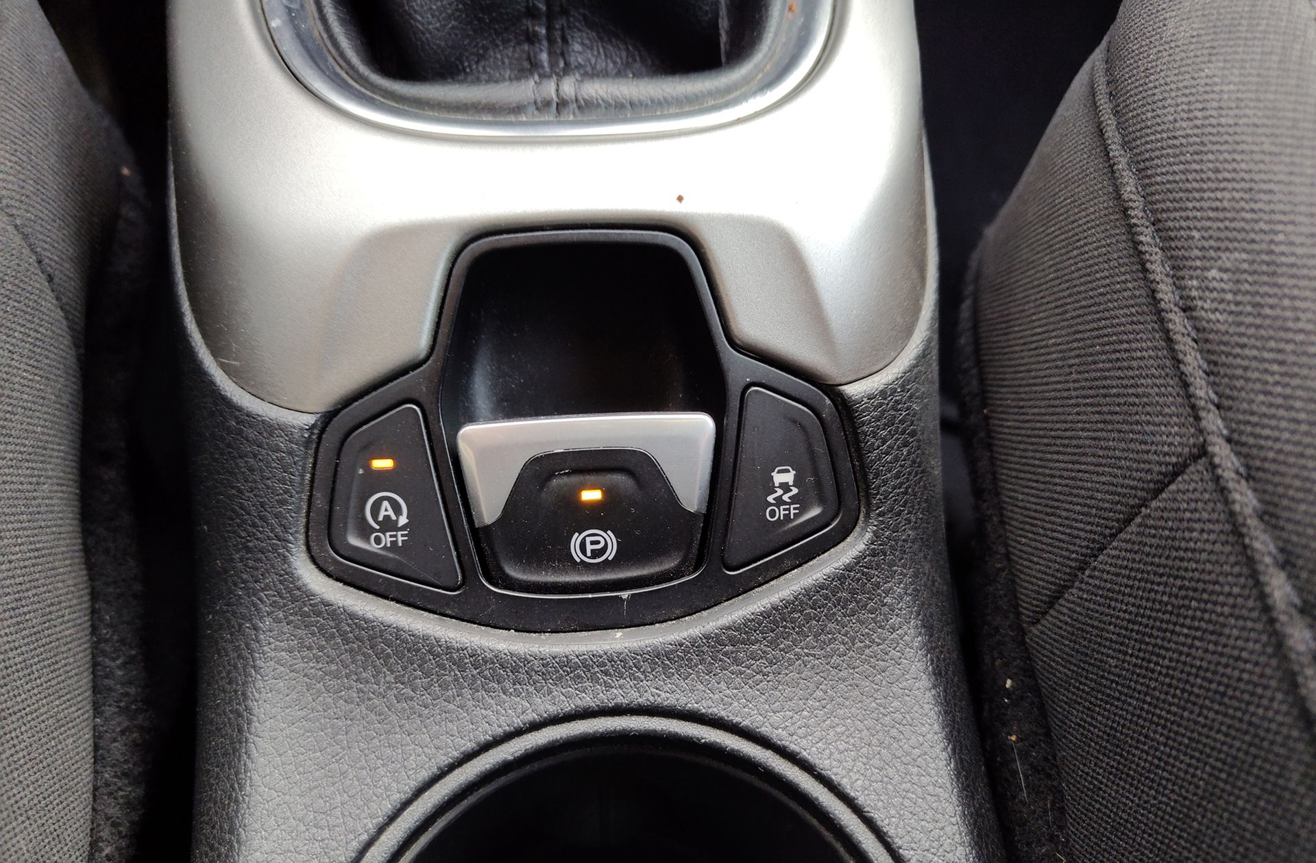 Jeep Compass 1.6 MultiJet Sport 4x2 - foto 26