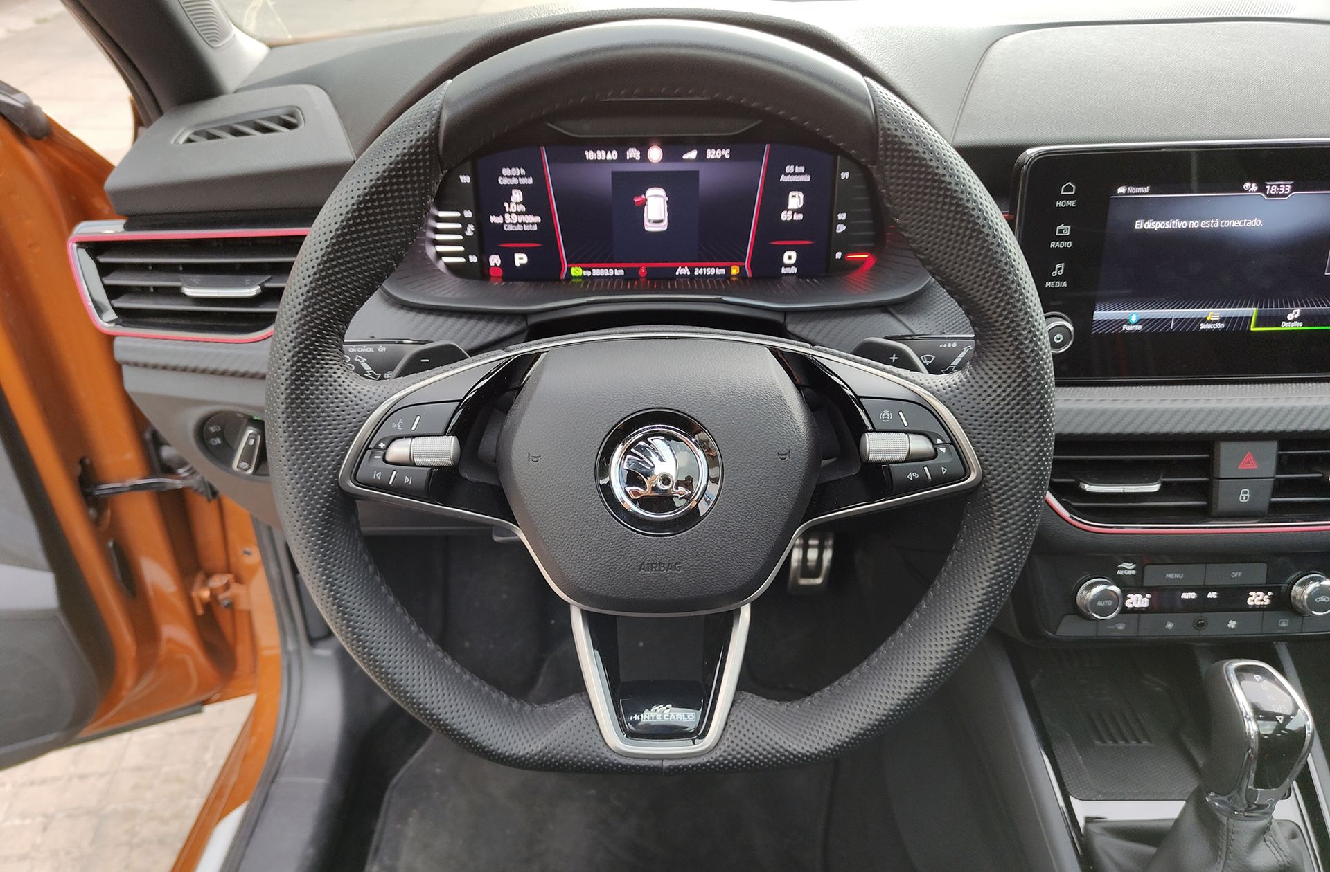 Škoda Kamiq 1.5 TSI Montecarlo DSG - foto 24