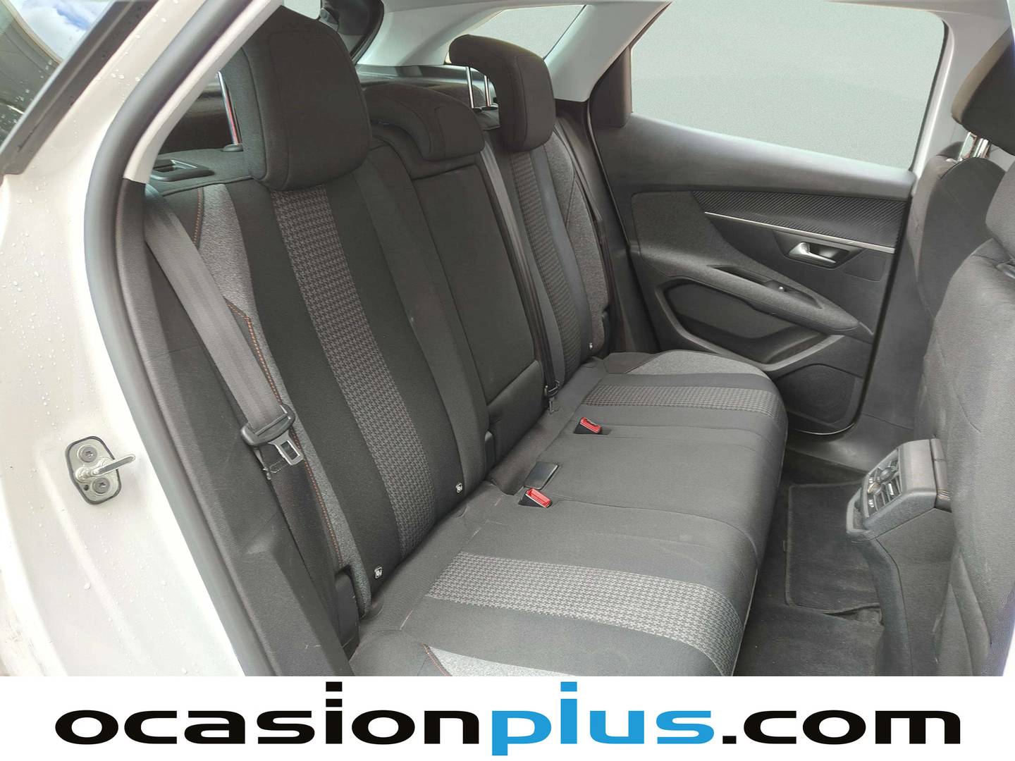 Peugeot 3008 Peugeot 3008 PureTech 130 S&S Active (130 CV) km 0