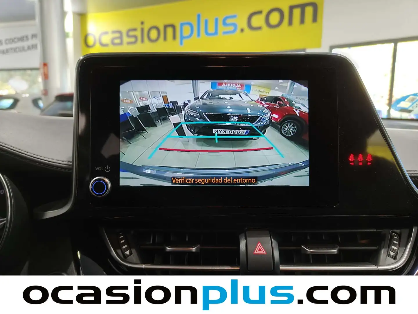 Foto Toyota C-HR Toyota C-HR 180H Advance (184 CV)