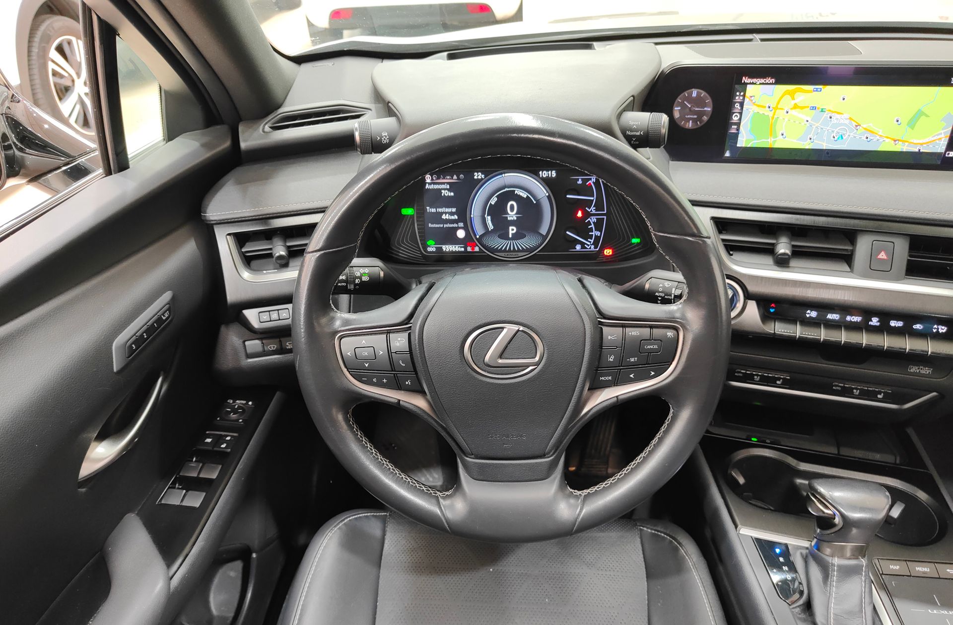 Lexus UX 250h Luxury - foto 27