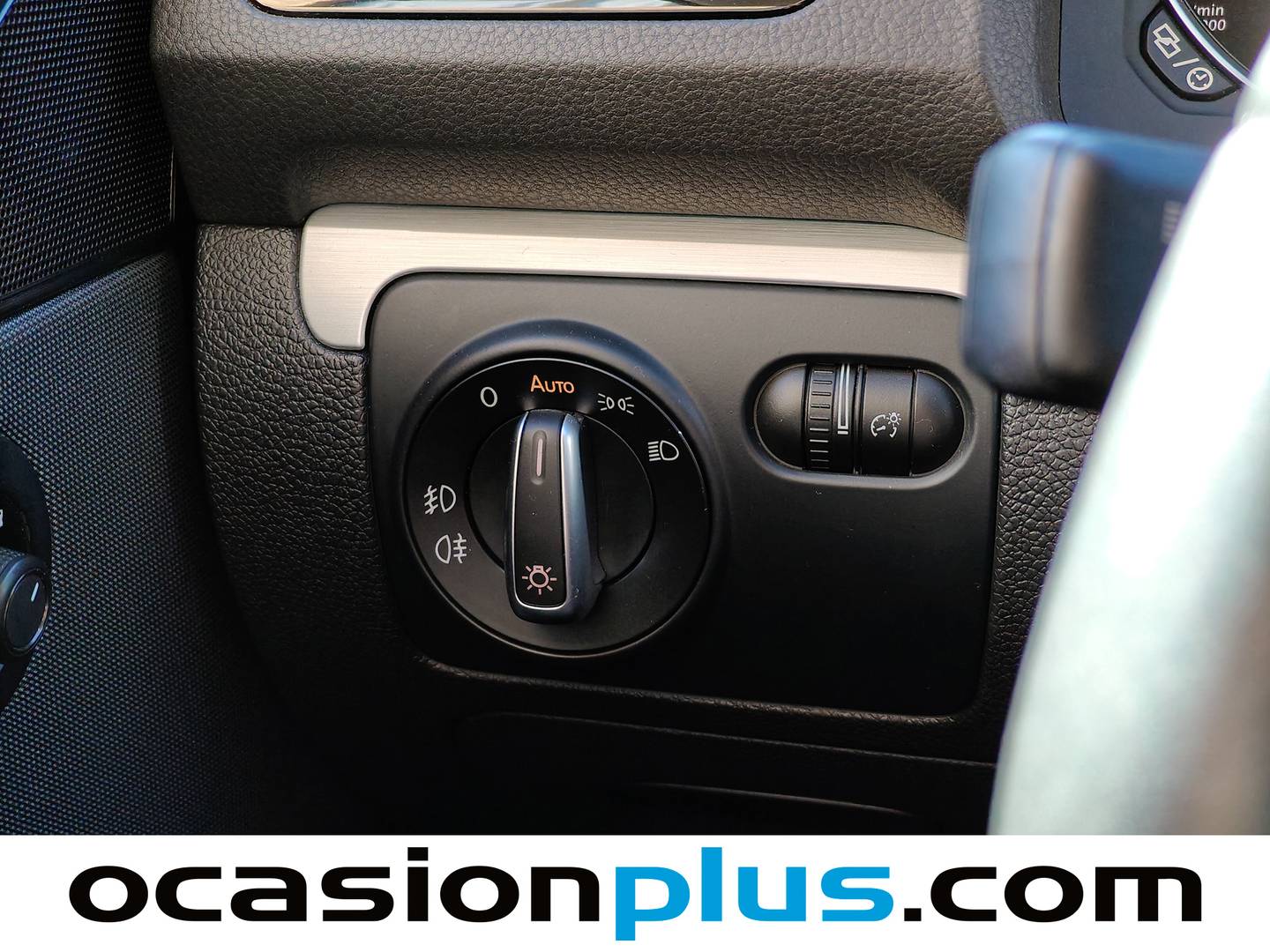 Foto Volkswagen Scirocco Volkswagen Scirocco R-Line 2.0 TSI BMT (180 CV) DSG