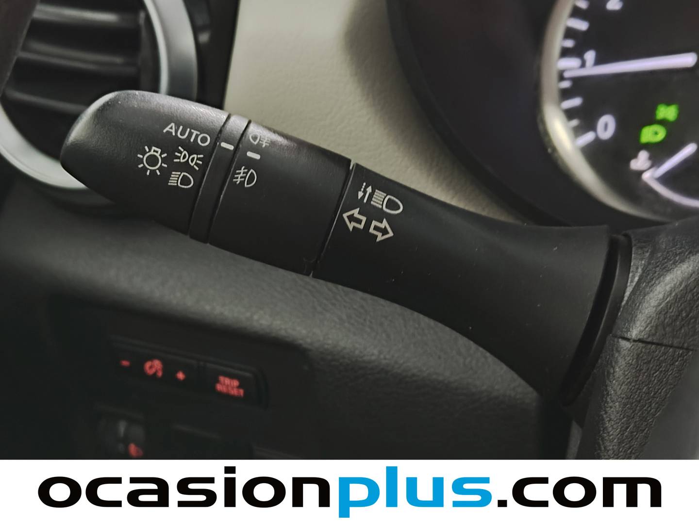 Equipamiento del Nissan Micra Nissan Micra IG-T 92 Acenta Sprint (92 CV)