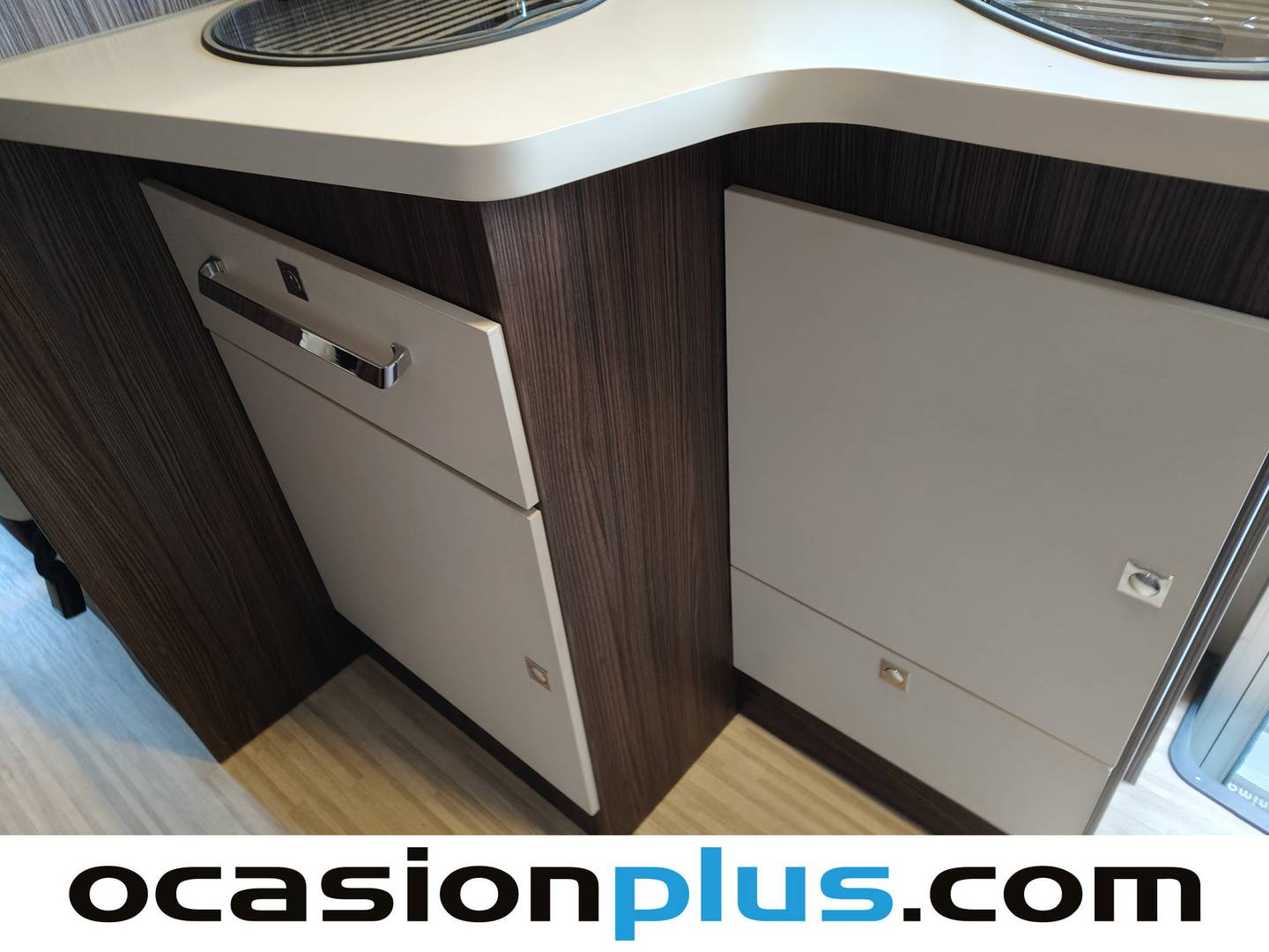 Benimar Sport 323 Benimar Sport 323 Design (150 CV) 7 Plazas manual