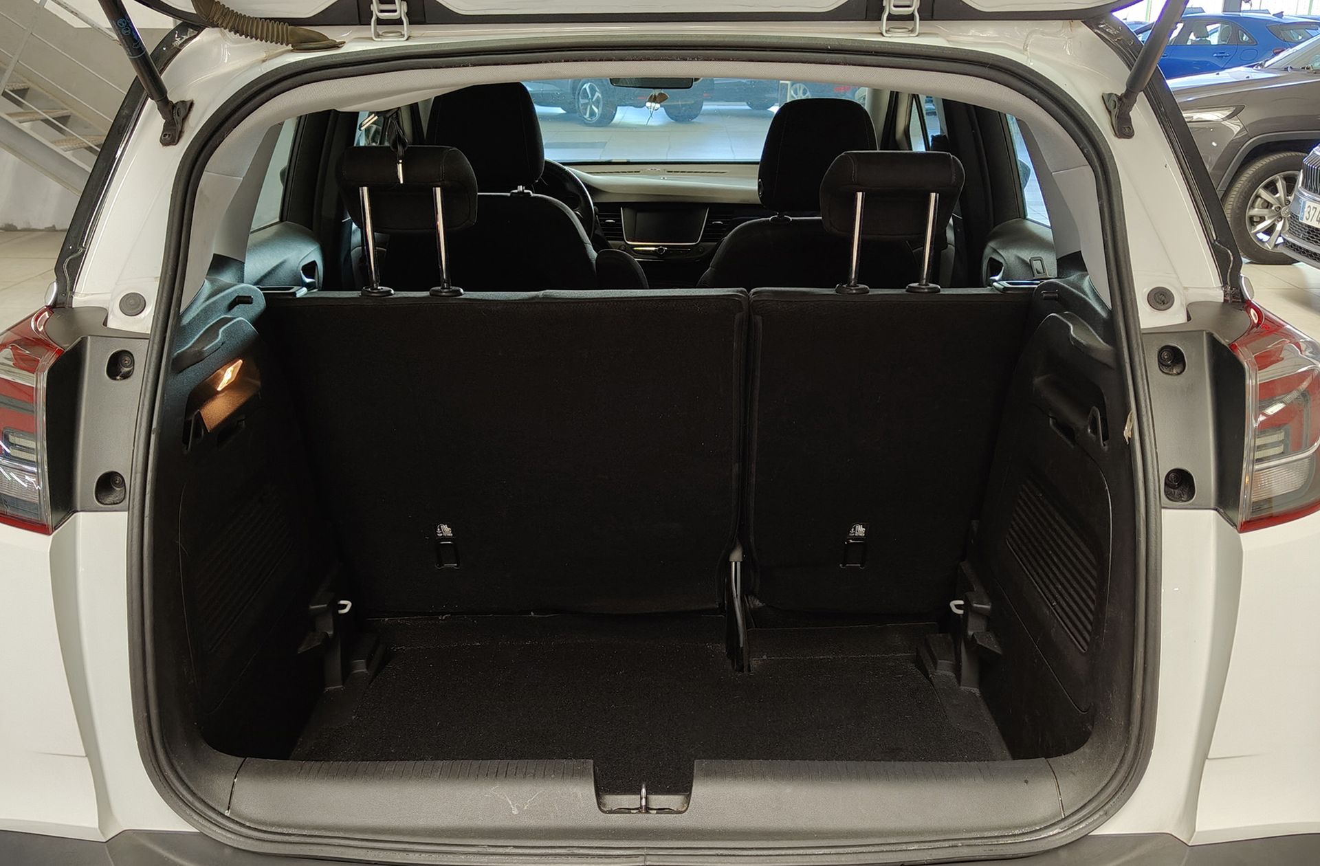 Opel Crossland 1.2 Design Line 120 Aniversario - foto 13