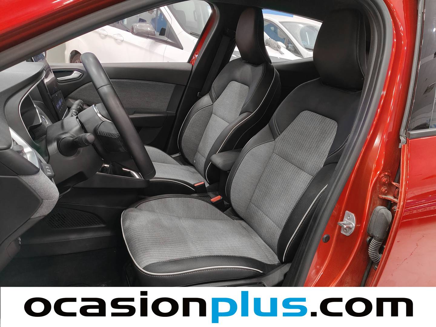 Foto asientos delanteros Renault Clio Renault Clio Techno Eco-G (100 CV)