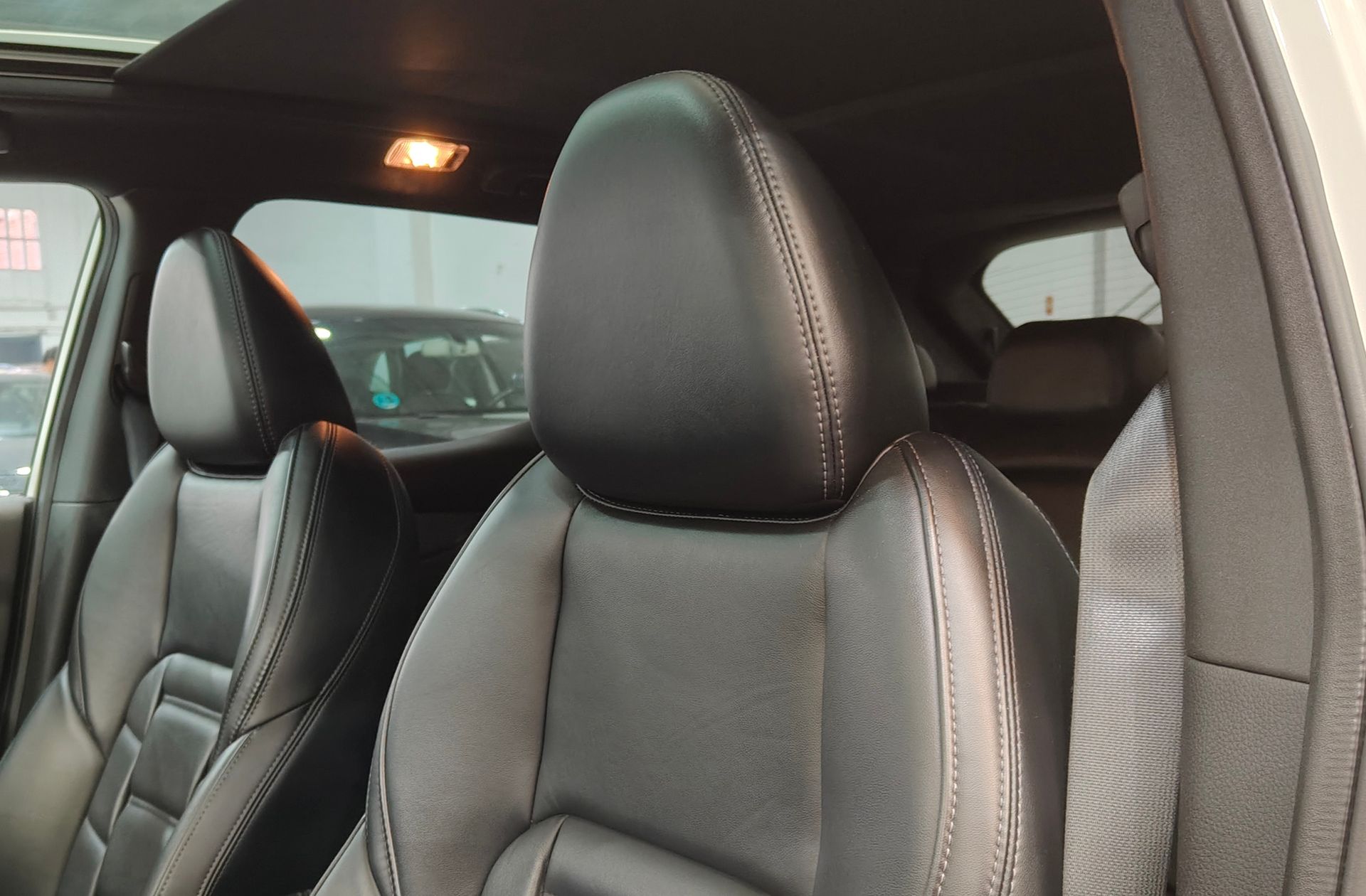 Nissan Qashqai dCi 150 Tekna+ - foto 7
