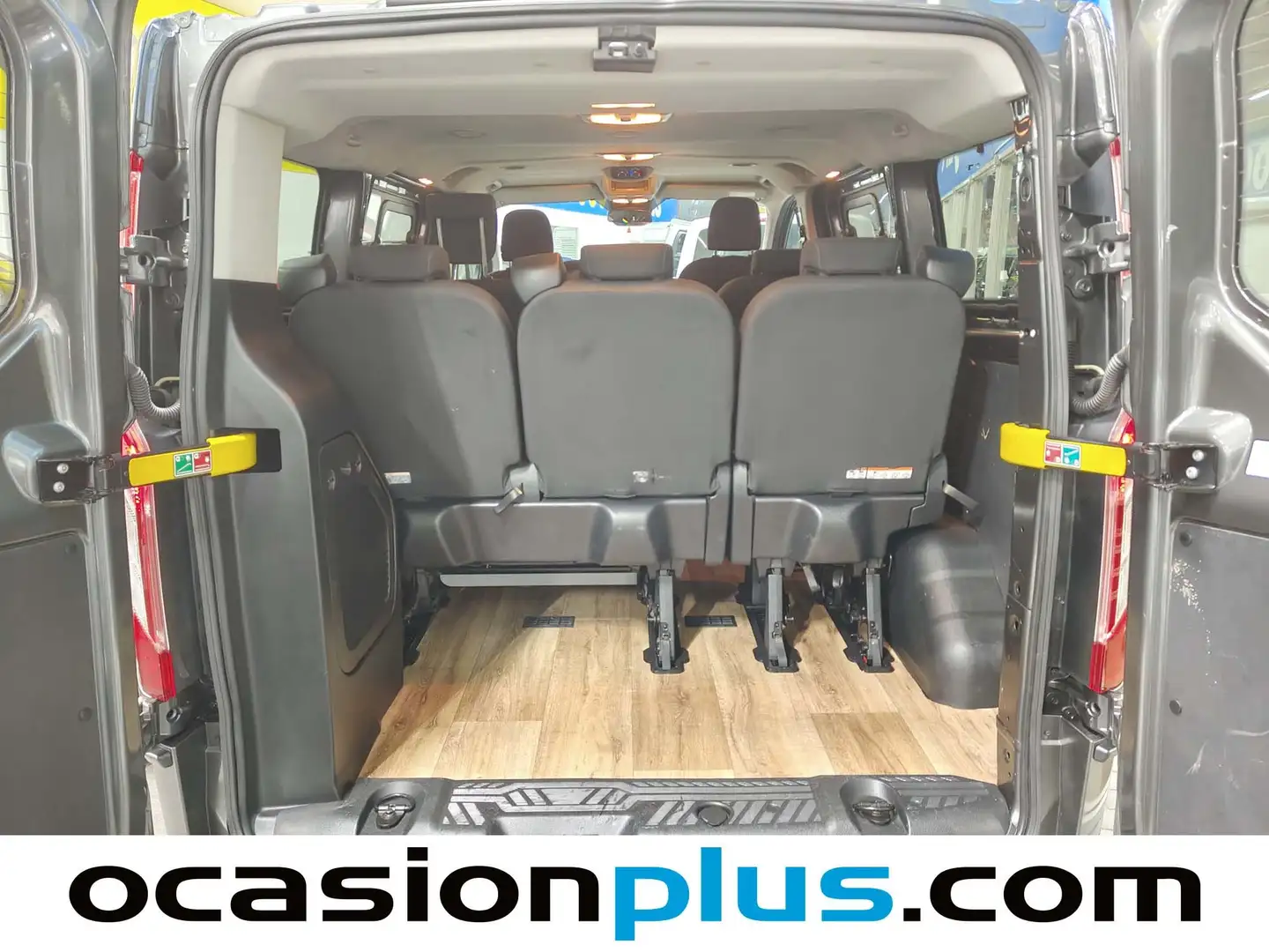 Foto Ford Transit Custom Ford Transit Custom Kombi 2.0 TDCI 320 L1 Trend  9 Plazas  (130 CV)