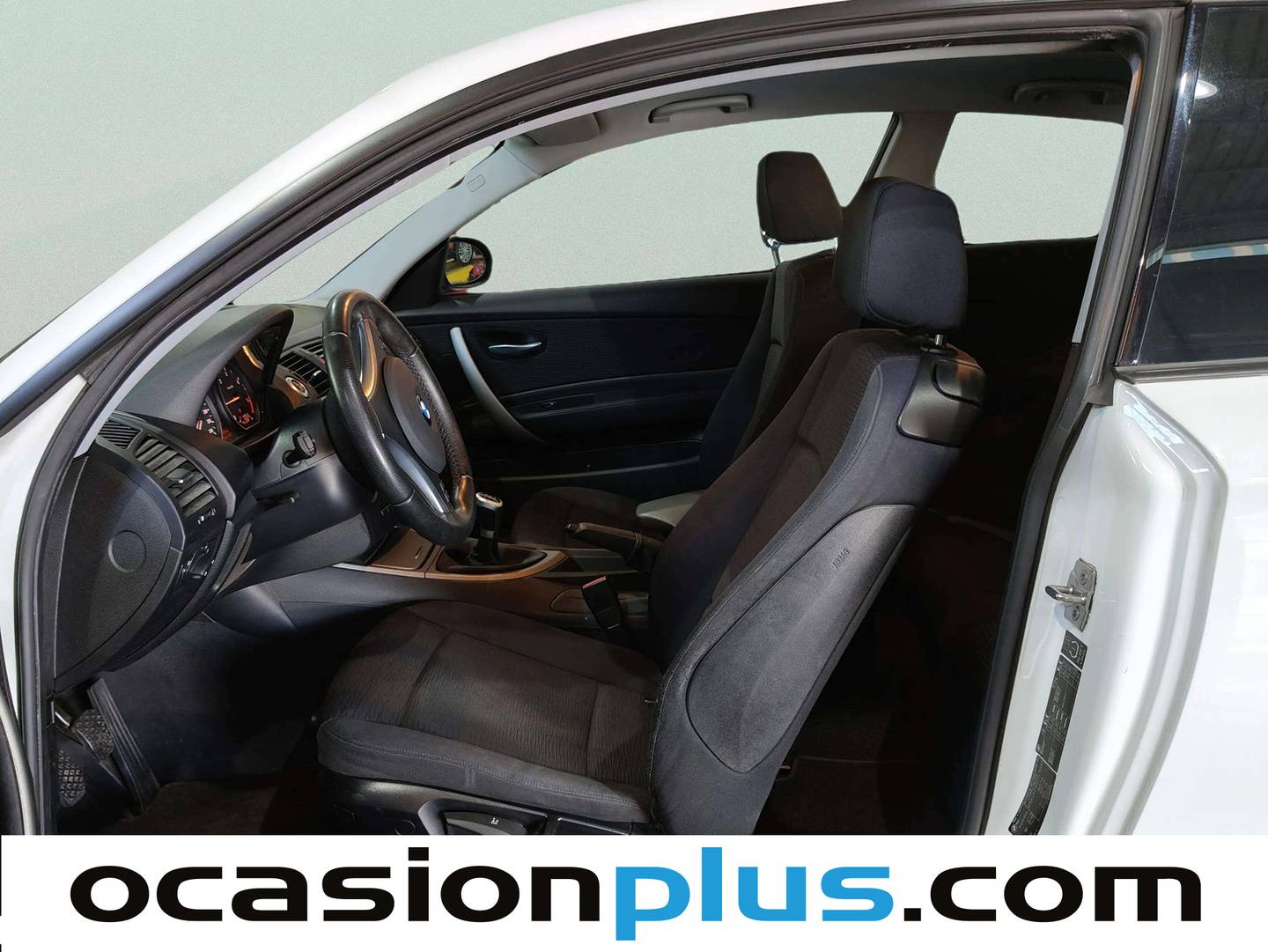 Foto asientos delanteros BMW Serie 1 BMW Serie 1 116d (115 CV)