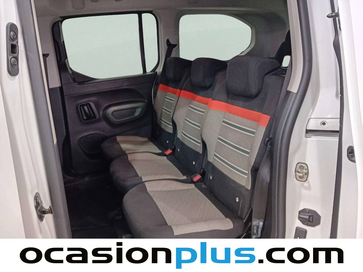 Fotos maletero Citroën Berlingo Citroën Berlingo BlueHDi 130 S&S Talla XL Shine (130 CV) 7 Plazas