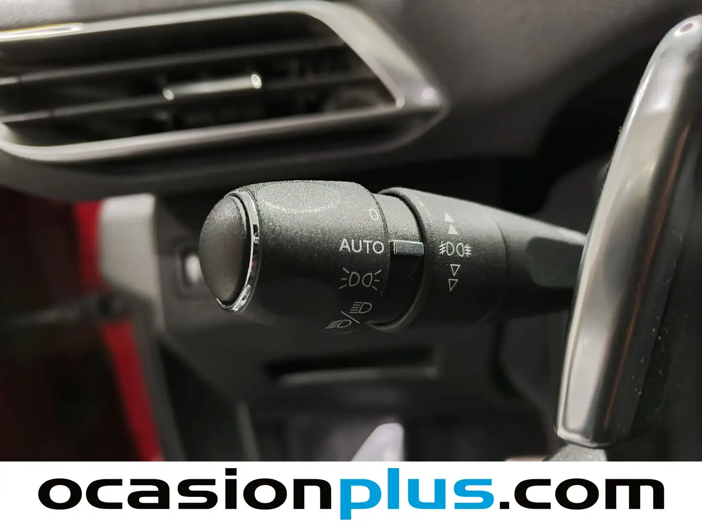 Foto Peugeot 3008 Peugeot 3008 BlueHDI 180 S&S GT Line EAT8 (180 CV)