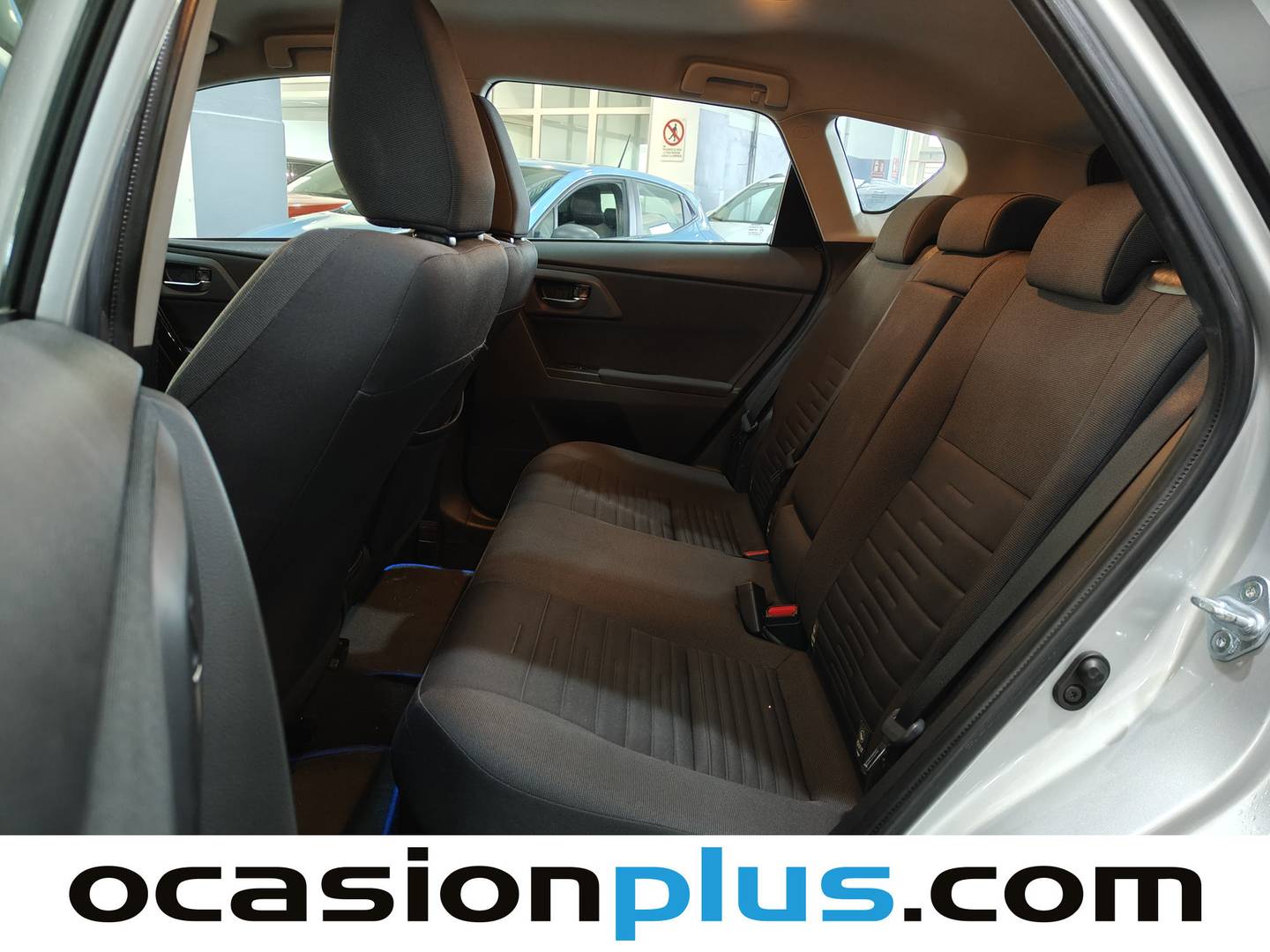 Foto Toyota Auris Toyota Auris 140H Hybrid Active (136 CV)