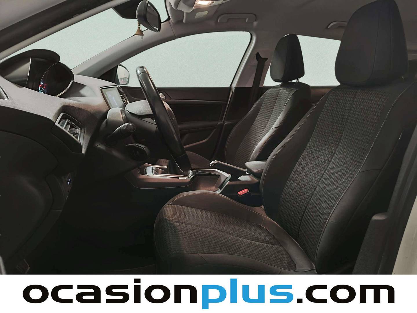 Foto asientos delanteros Peugeot 308 Peugeot 308 BlueHDi 100 Style (100 CV)