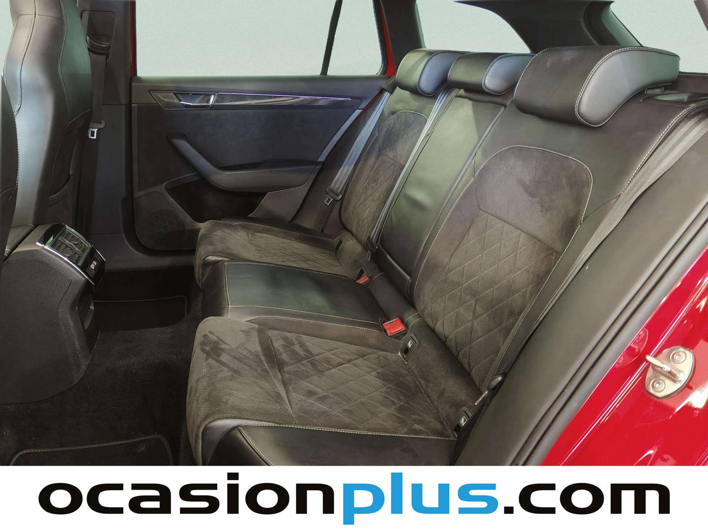 Foto asientos traseros Skoda Superb Skoda Superb Combi 2.0 TDI Sport Line DSG (190 CV)