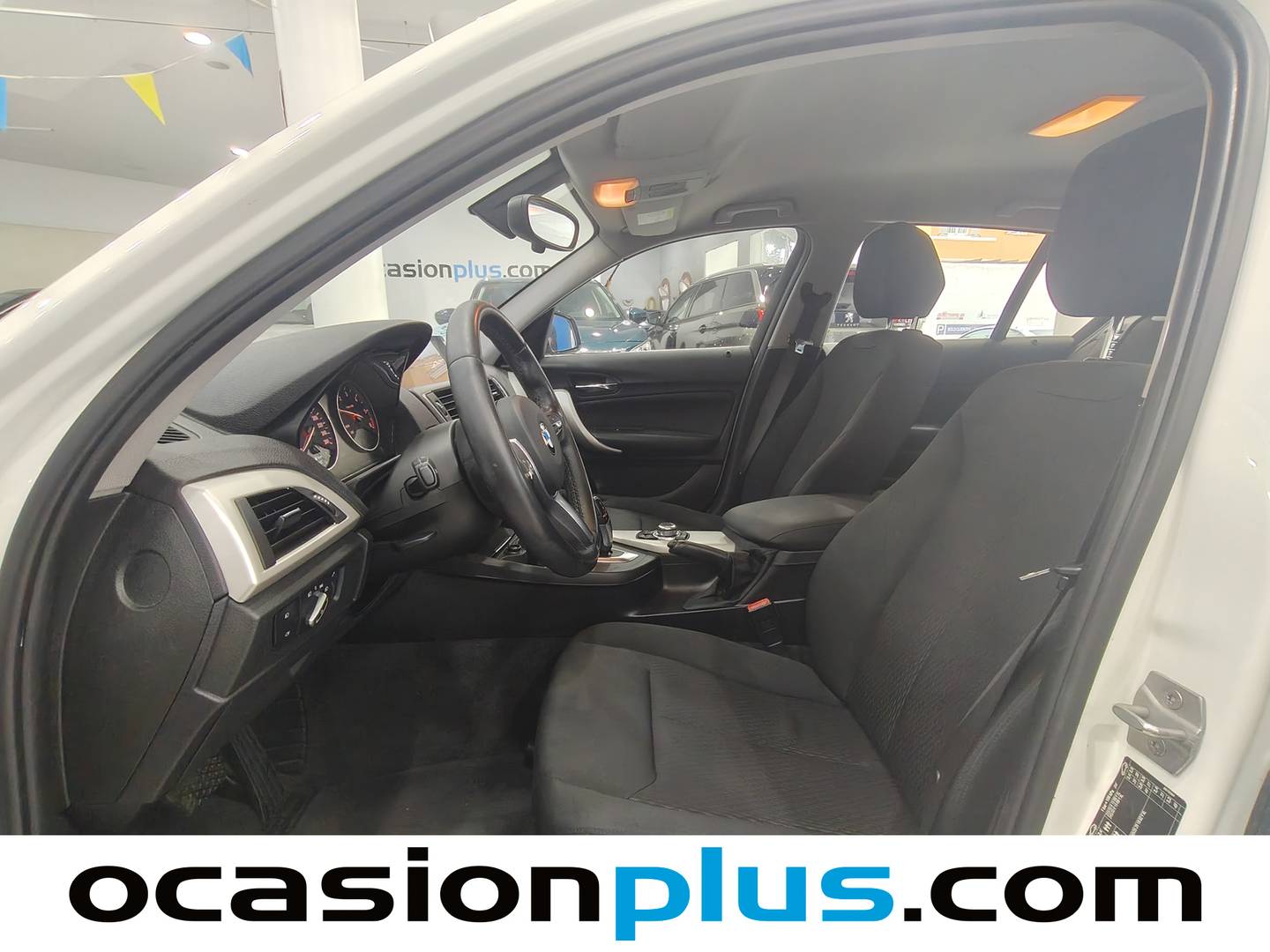 Foto asientos delanteros BMW Serie 1 BMW Serie 1 116d (116 CV)