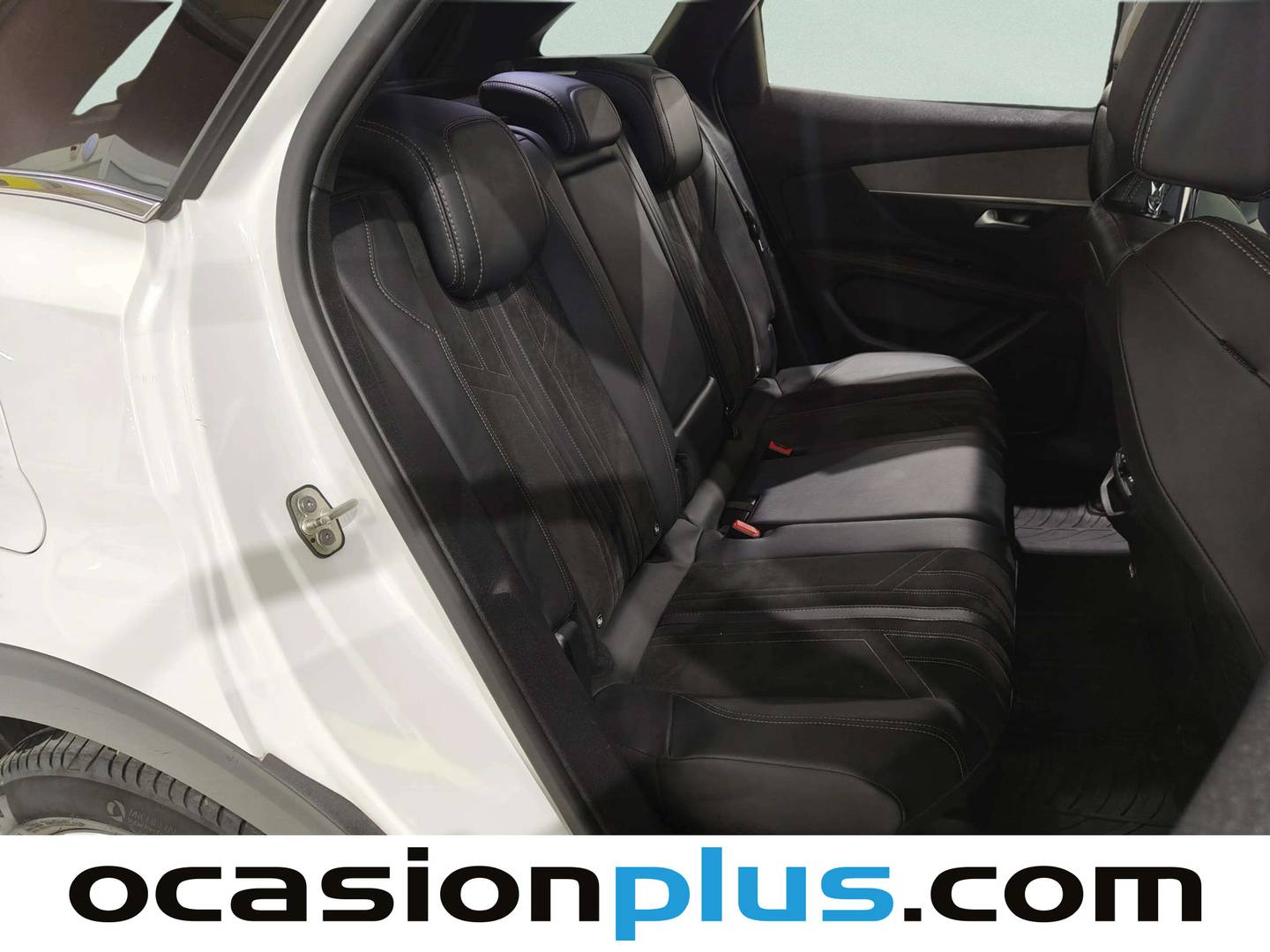 Foto Peugeot 3008 Peugeot 3008 BlueHDi 130 S&S GT EAT8 (130 CV)